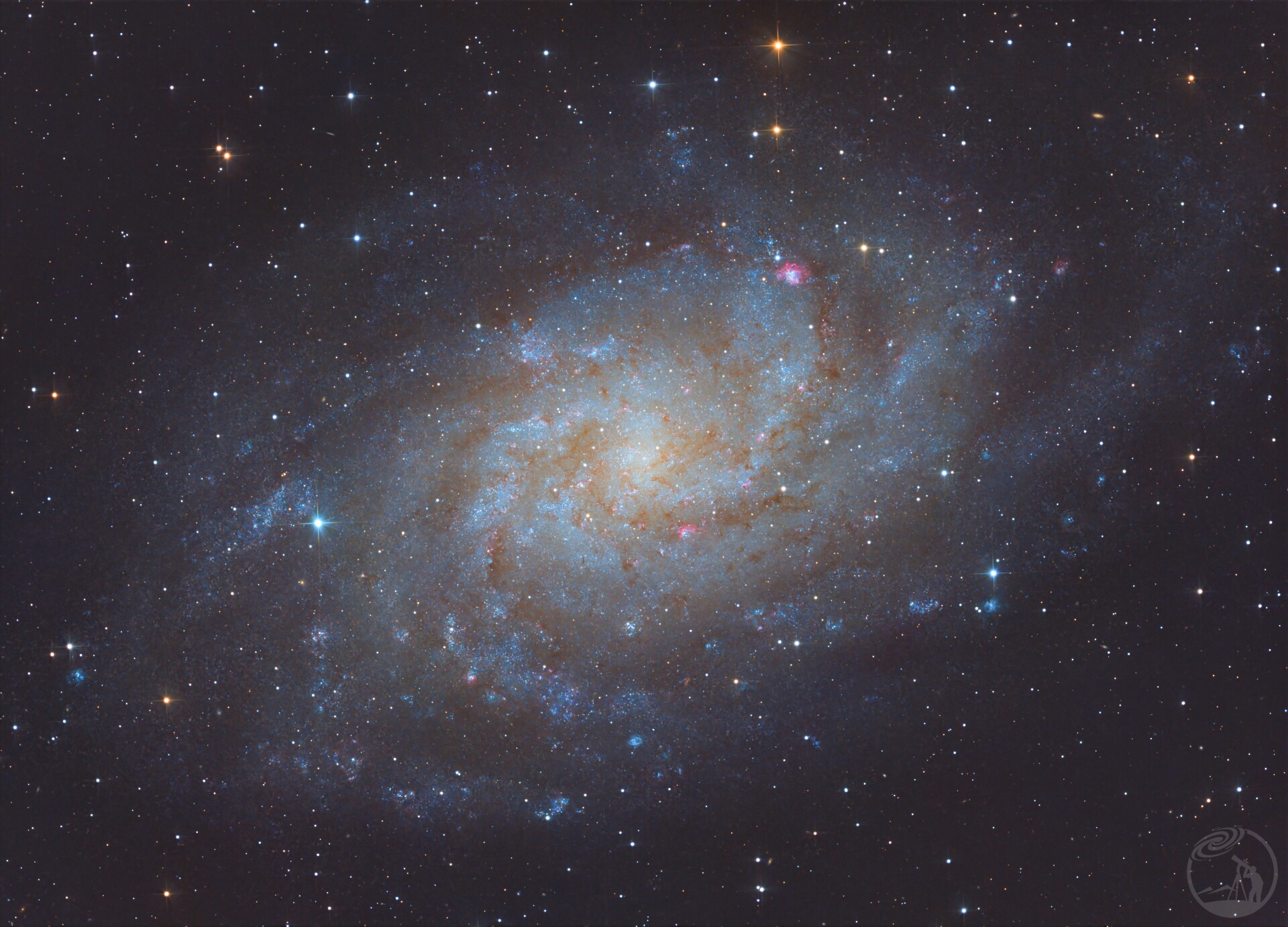 M33三角座星系LRGB