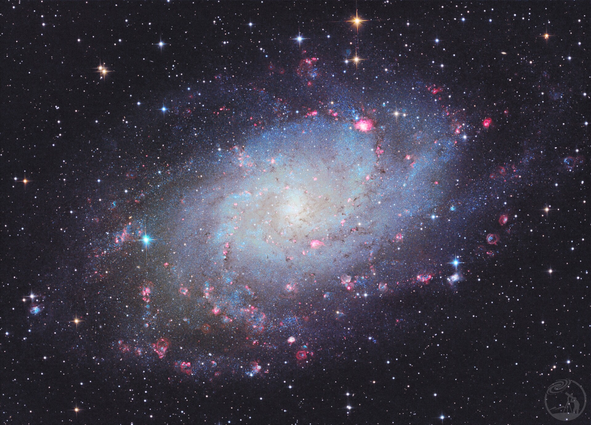M33