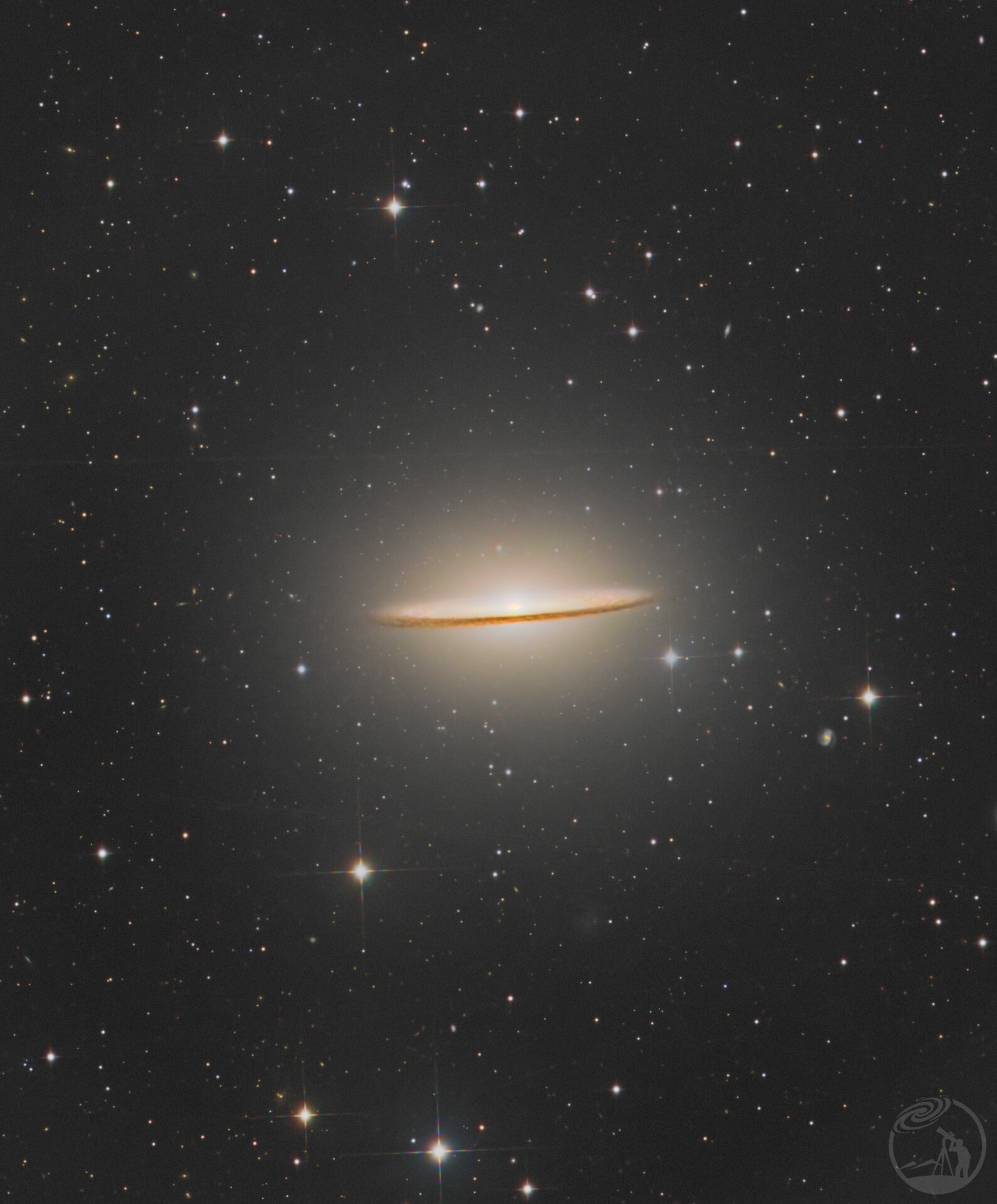 M104草帽星系