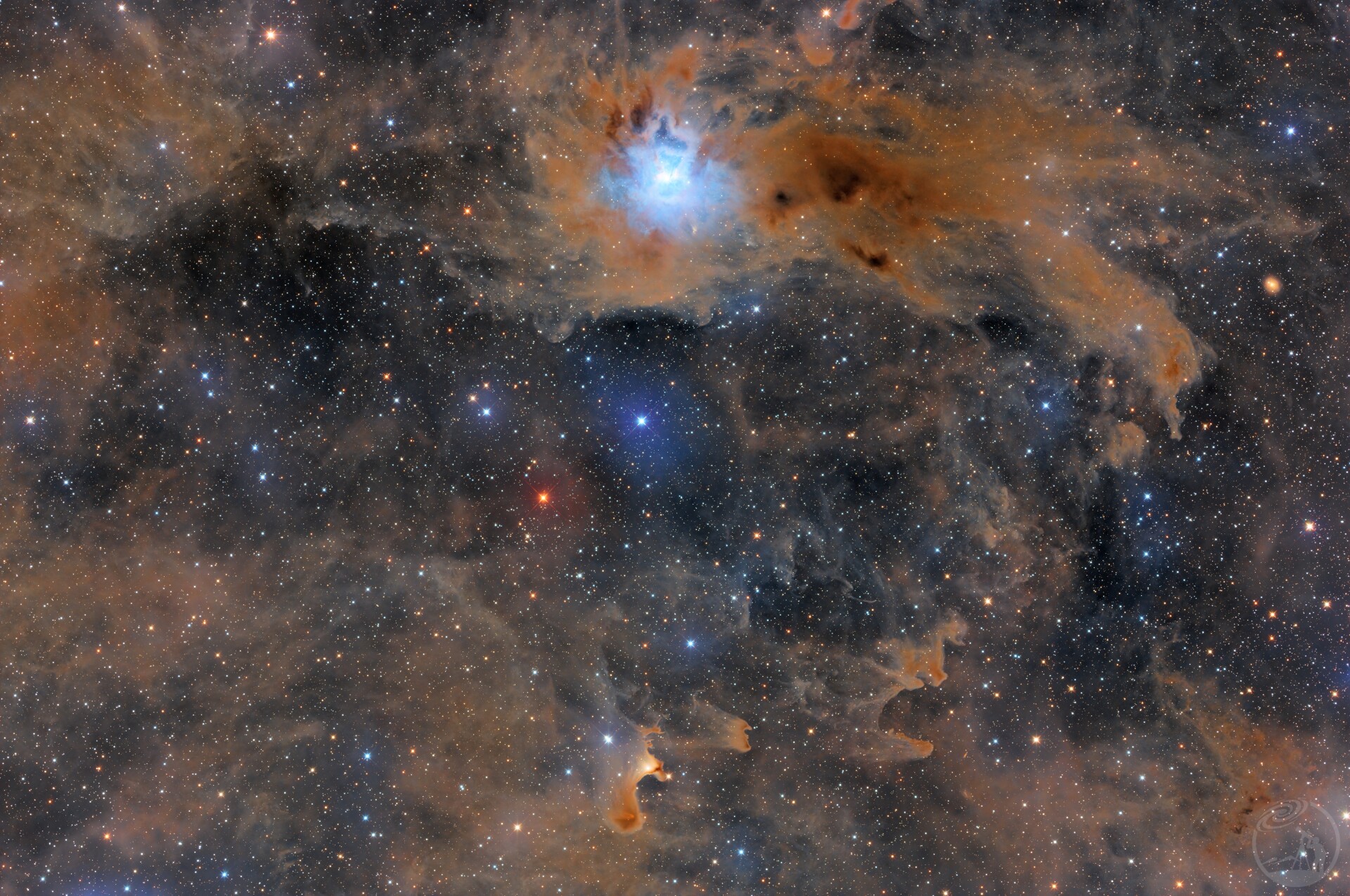 NGC7023鸢尾花与SH2-136鬼魂星云