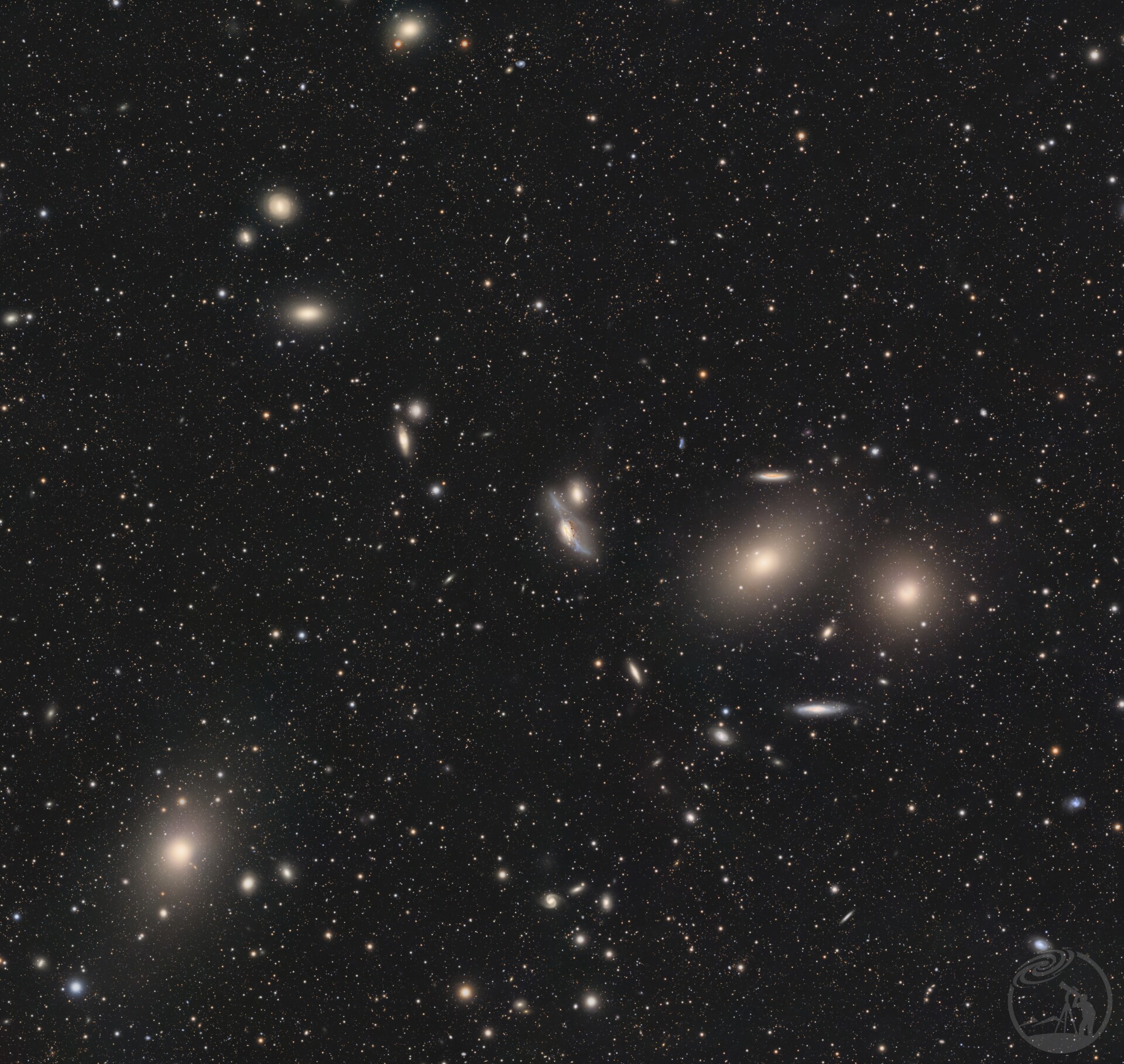 马卡良星系链 2×1马赛克