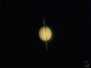 小区楼顶的土星