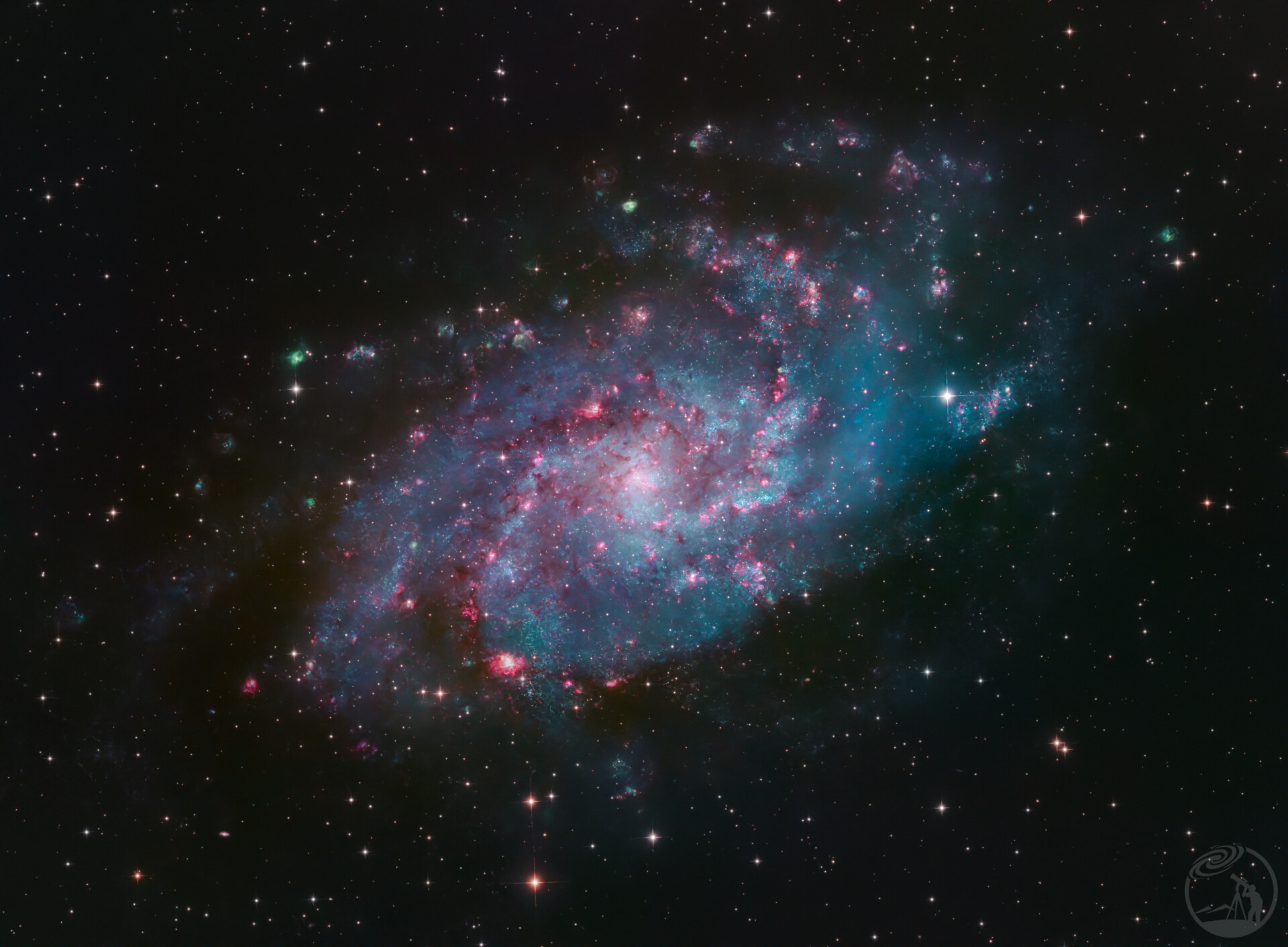 M33三角座星系