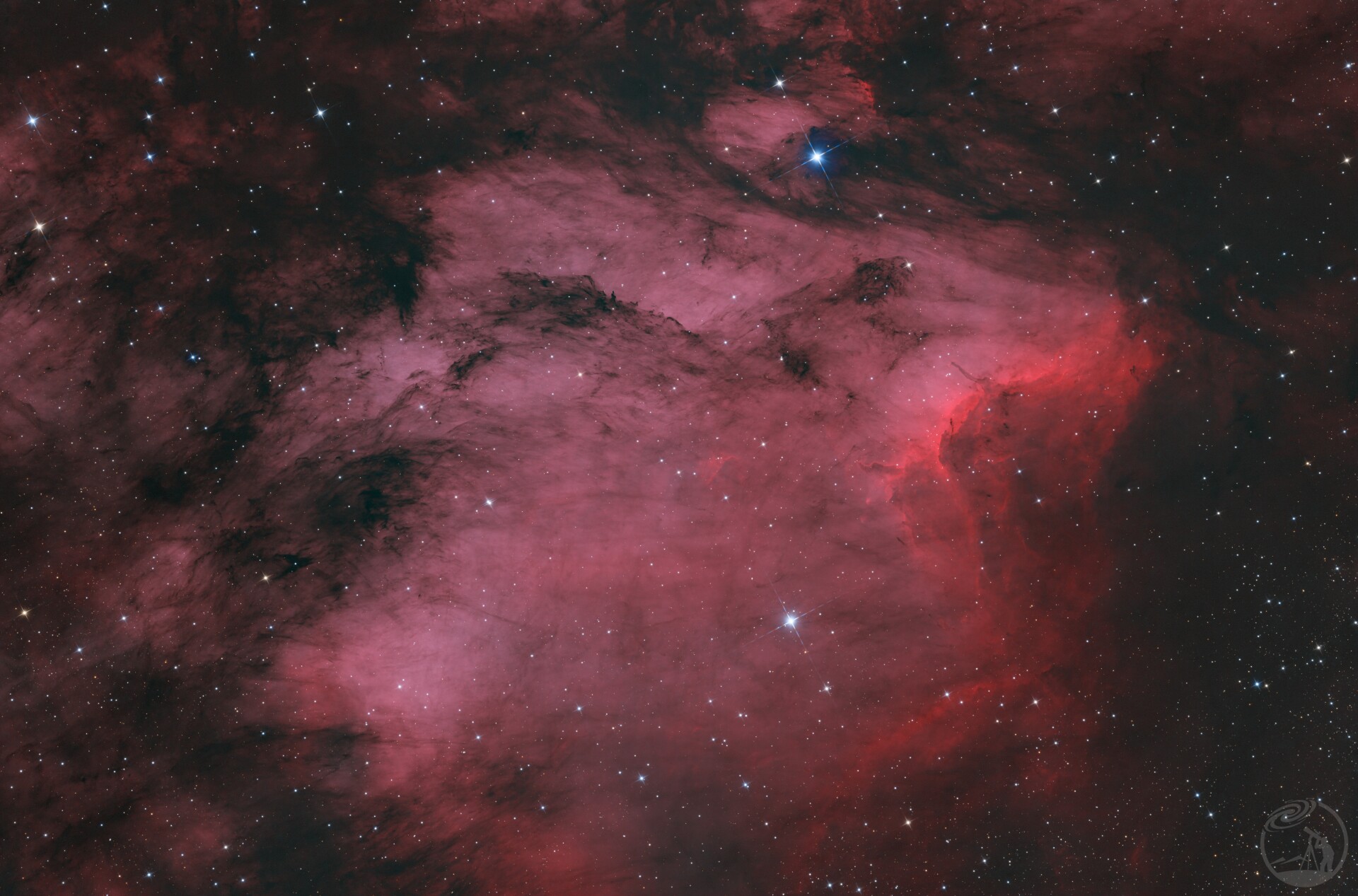 鹈鹕星云 IC5070