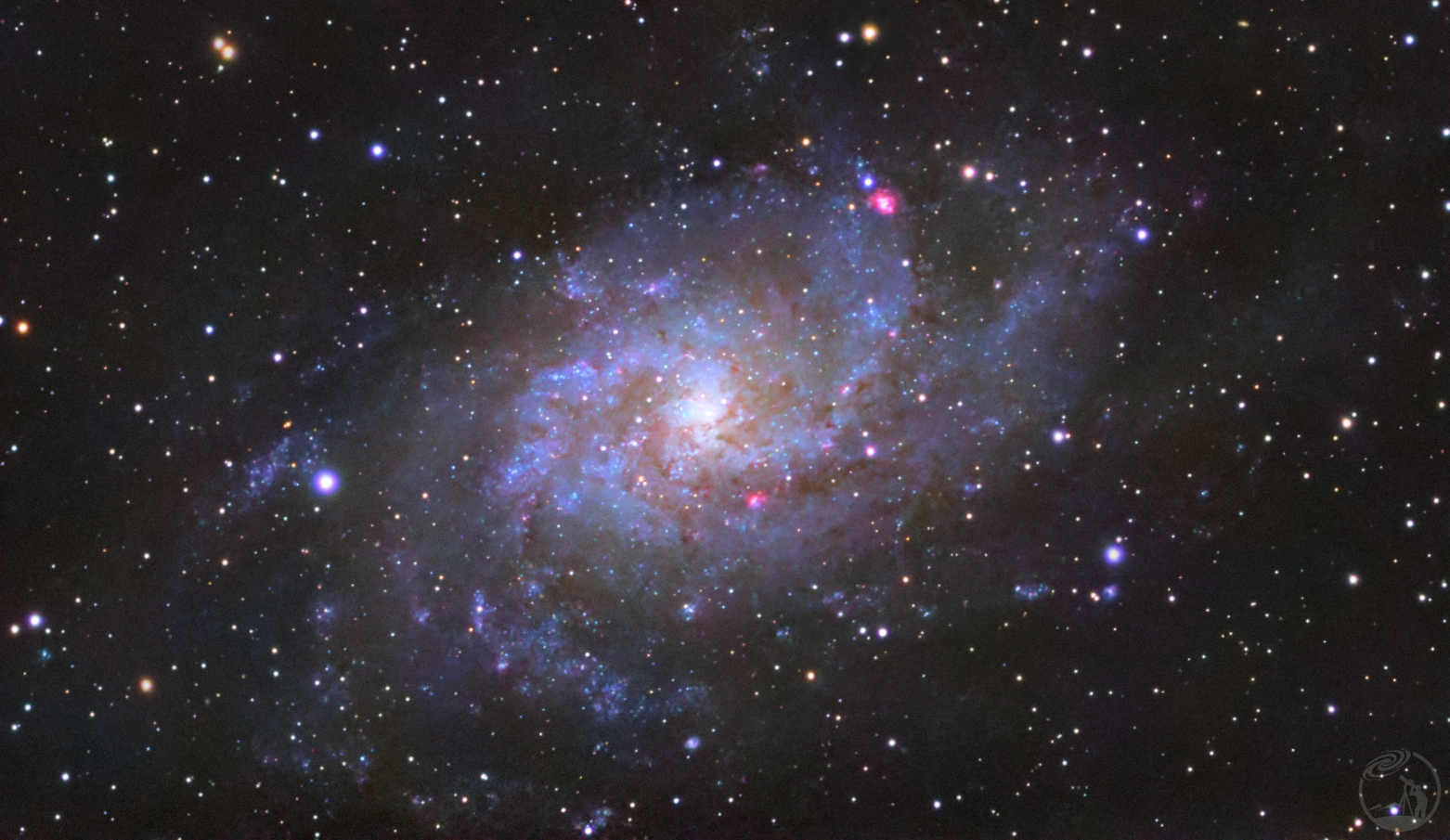 《M33星工厂—— 三角座之心》