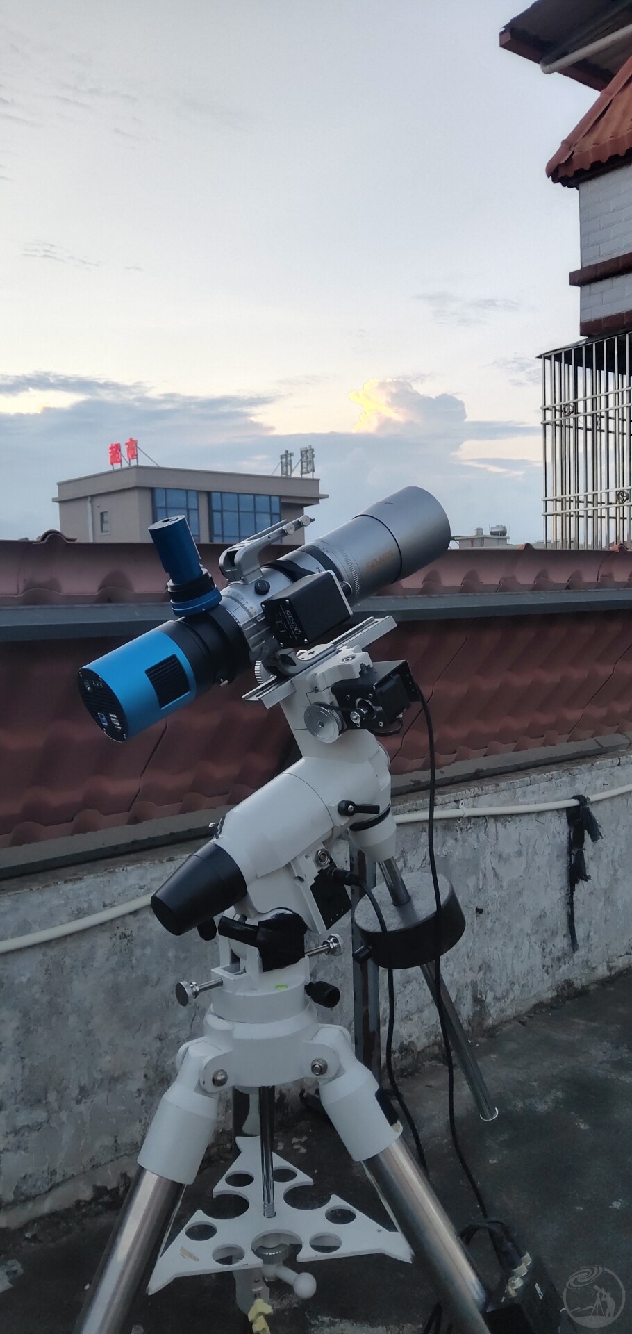 嘻嘻，不嘻嘻