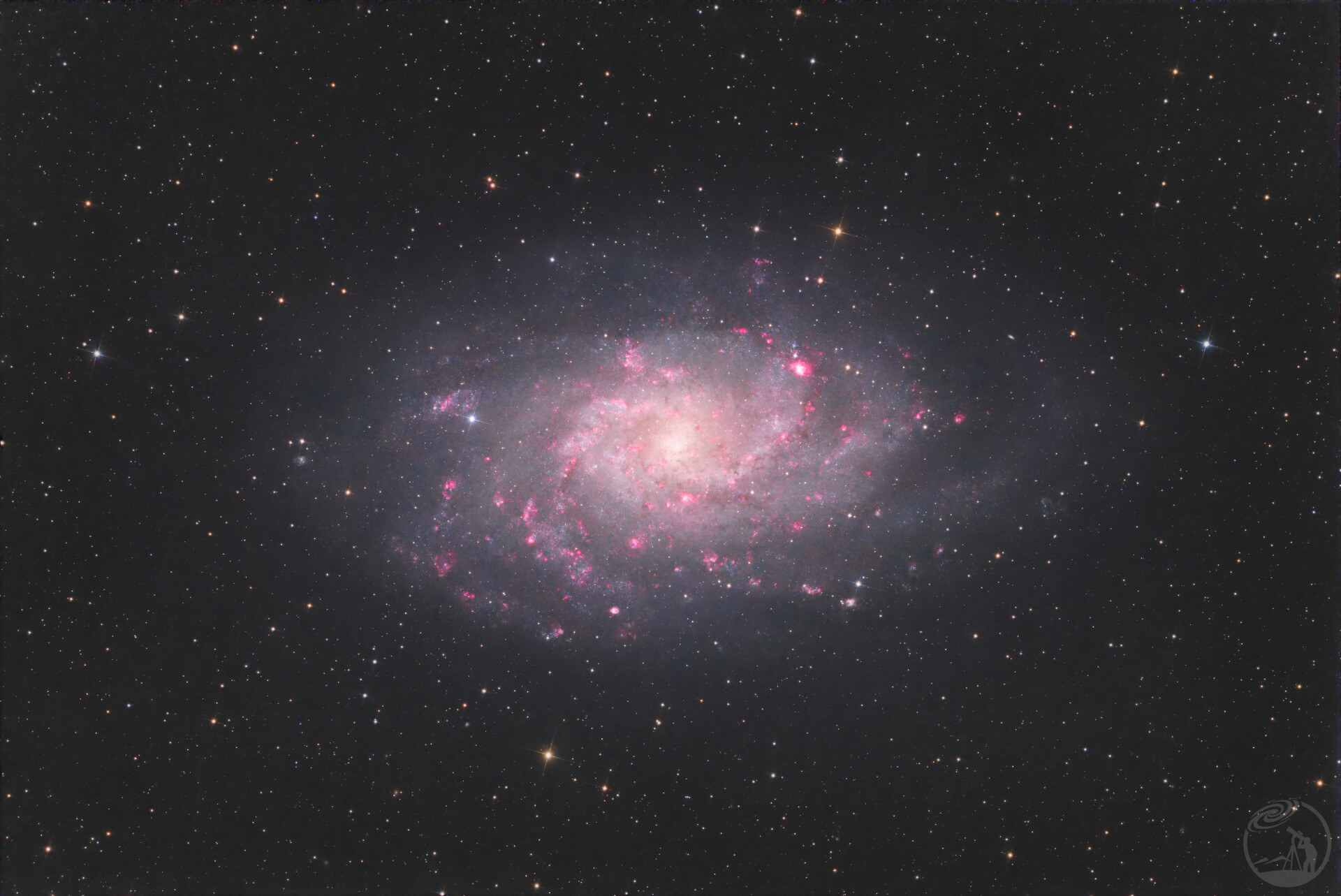 M33小红花