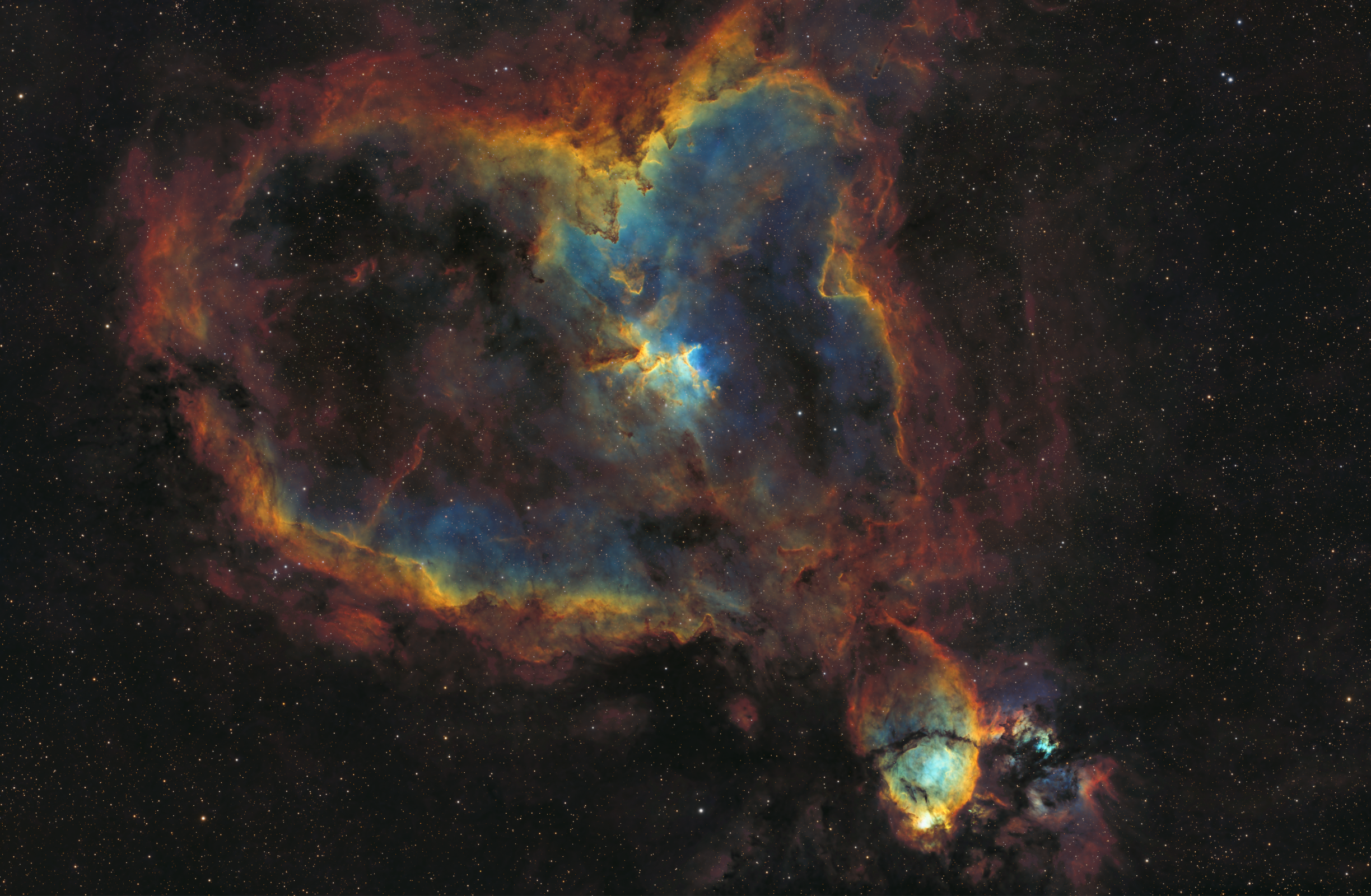 心脏星云和鱼头星云