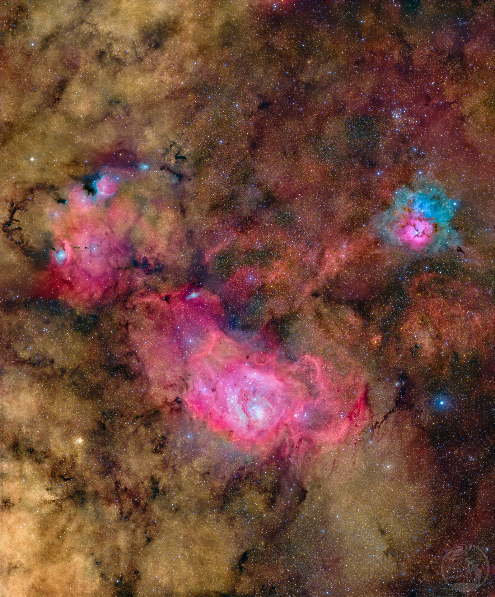 《星海拼图：M8、M20和IC4685的银河画卷》