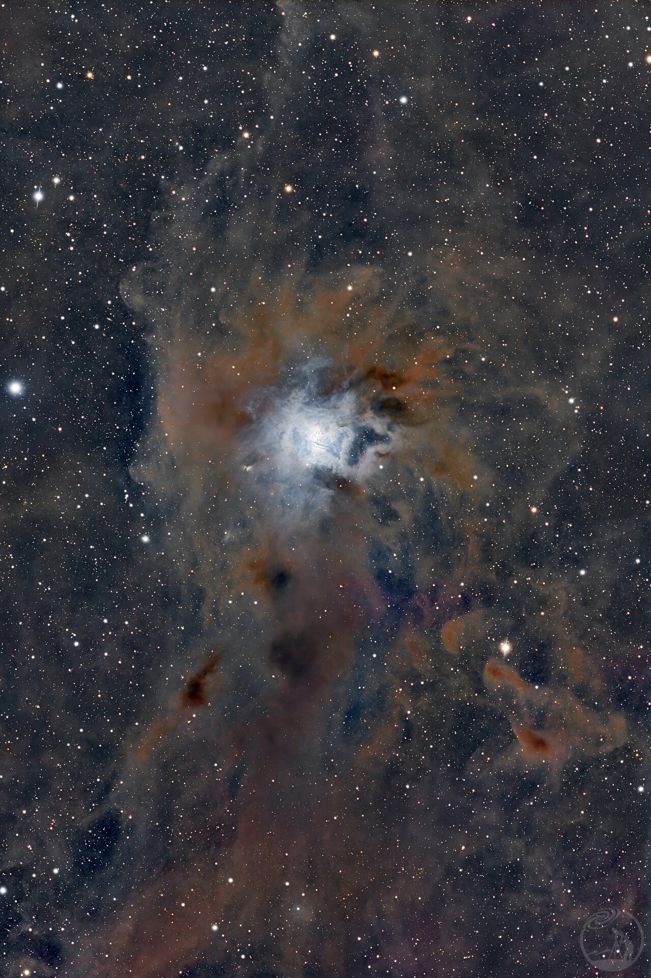 毫无美感的NGC7023