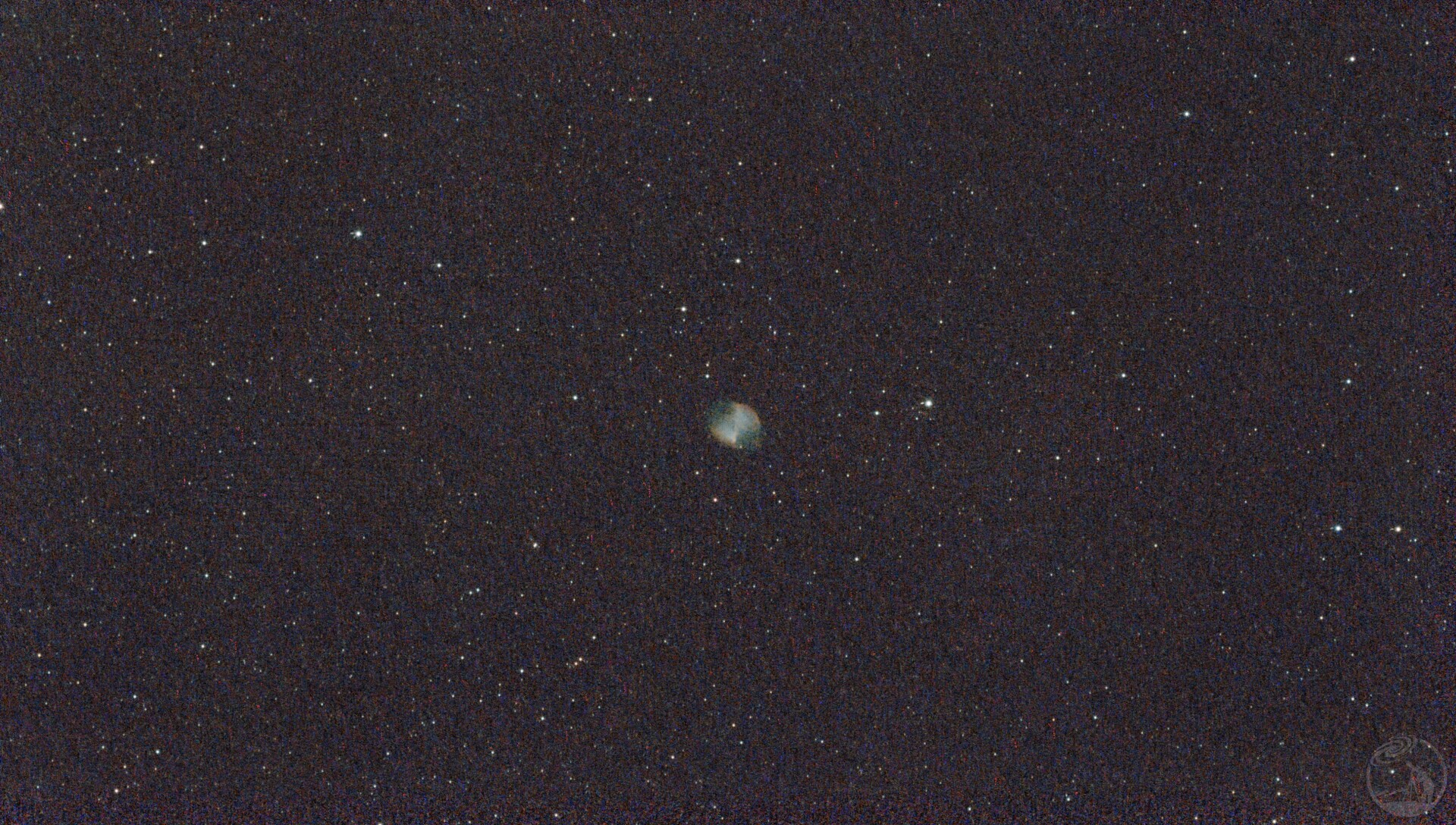 哑铃星云