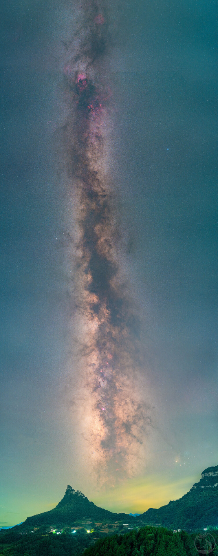 星落山间