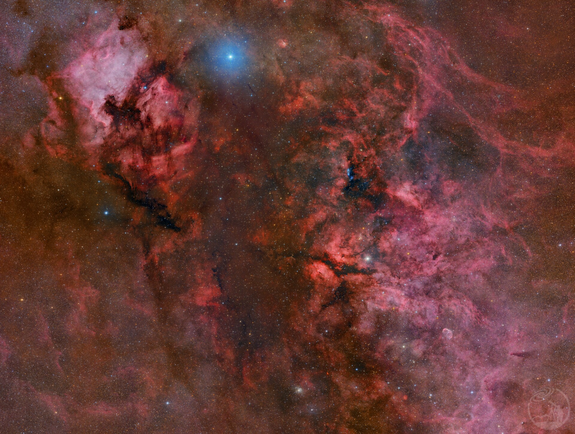 北美星云及其周边区域（广域，4×8 拼接）