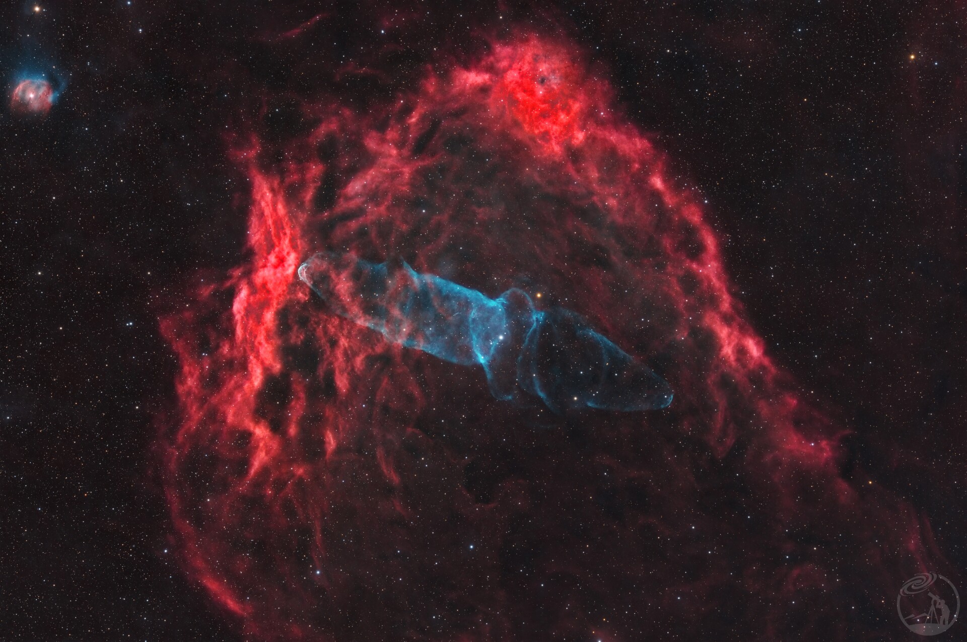 蝙蝠海鱿鱼星云