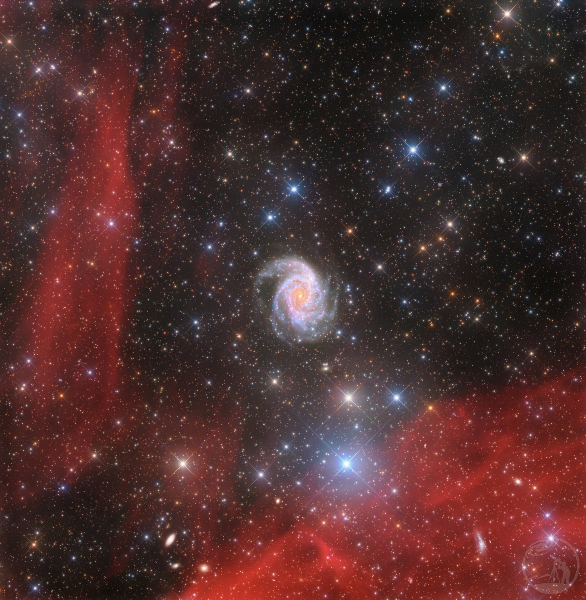 ngc2997-卷心菜星系与背景ha