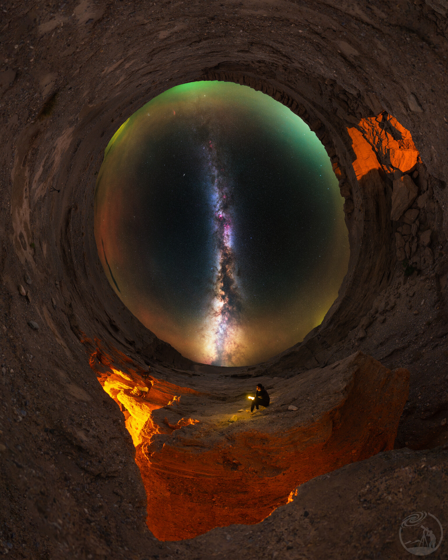 时间裂缝与星空的魔幻交响