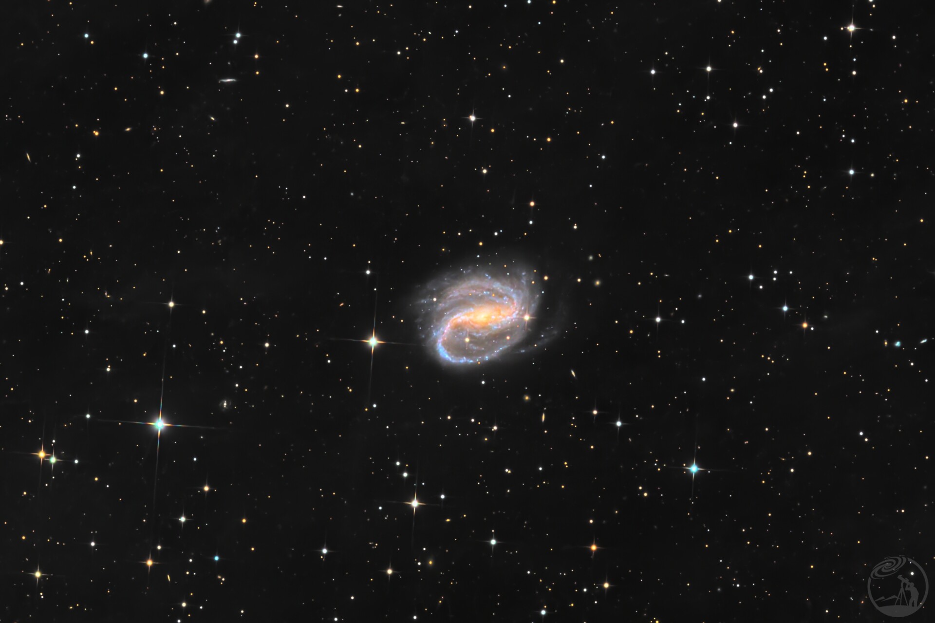老黑开光，NGC 7479，别称“超人星系”