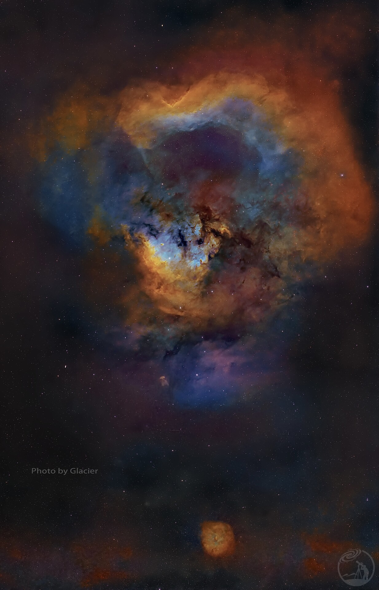 天台拍的宇宙大问号 NGC7822