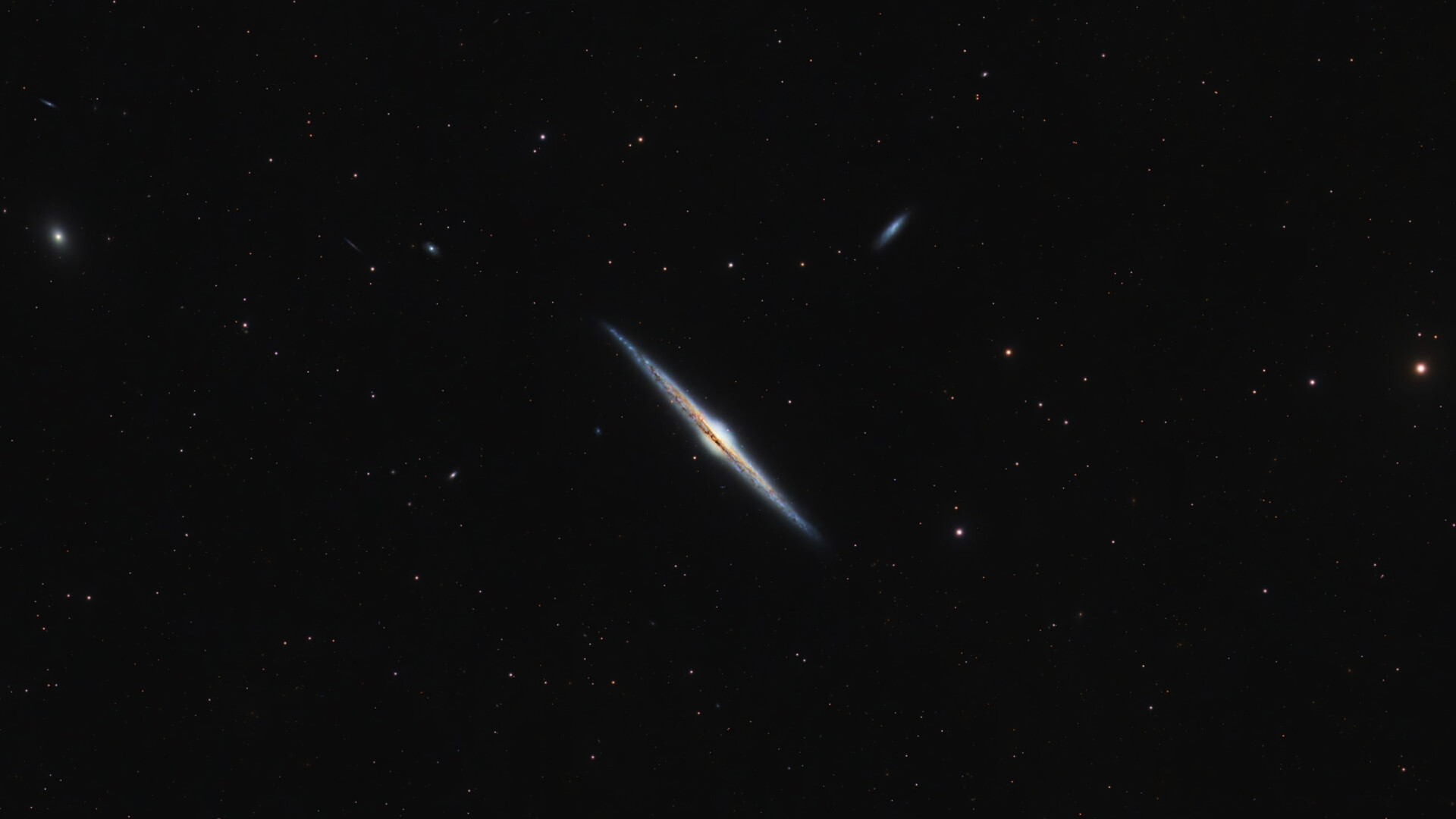 ngc4565