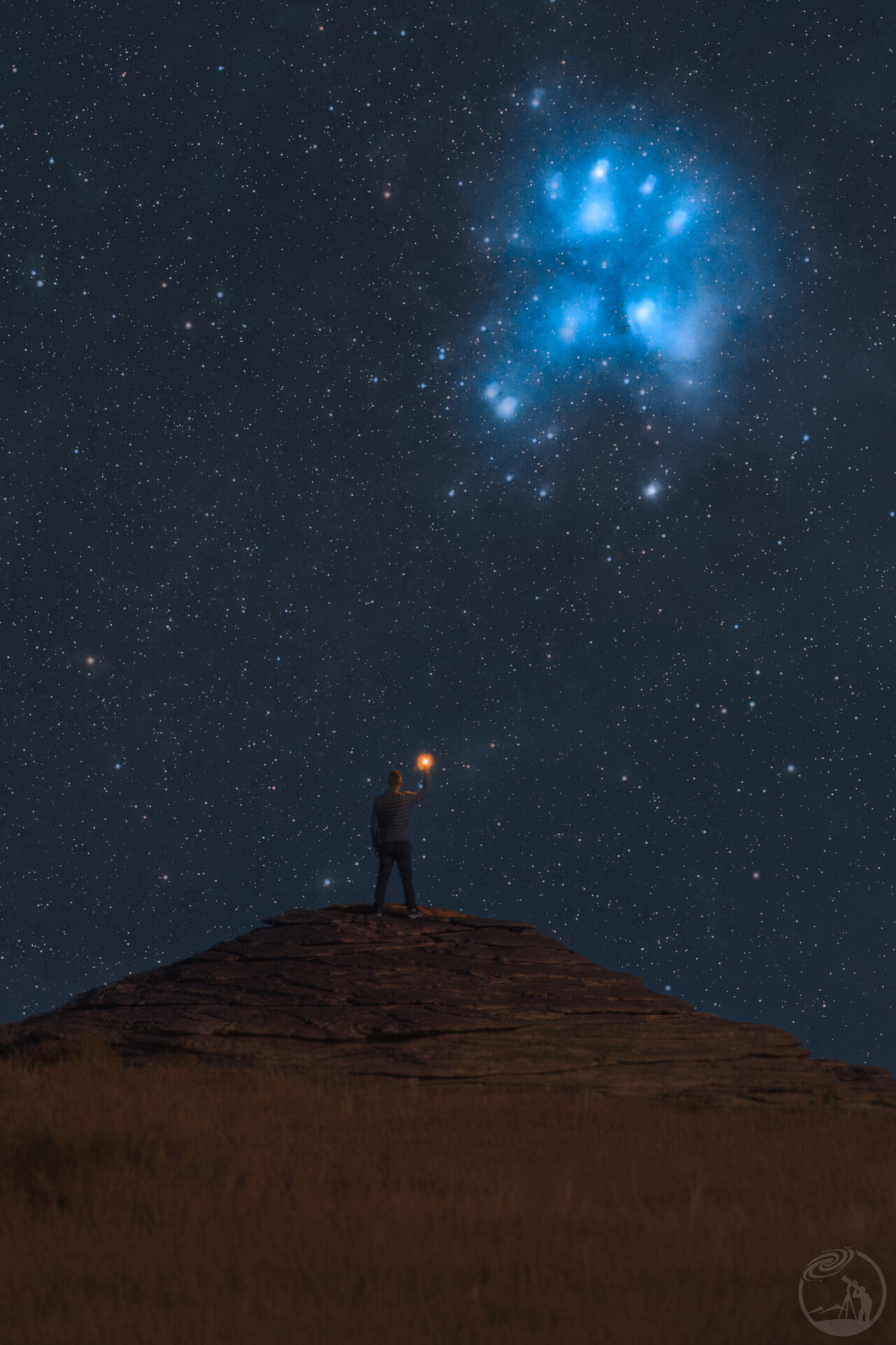 在苏尼特石林，我拍到了与昴星团合影