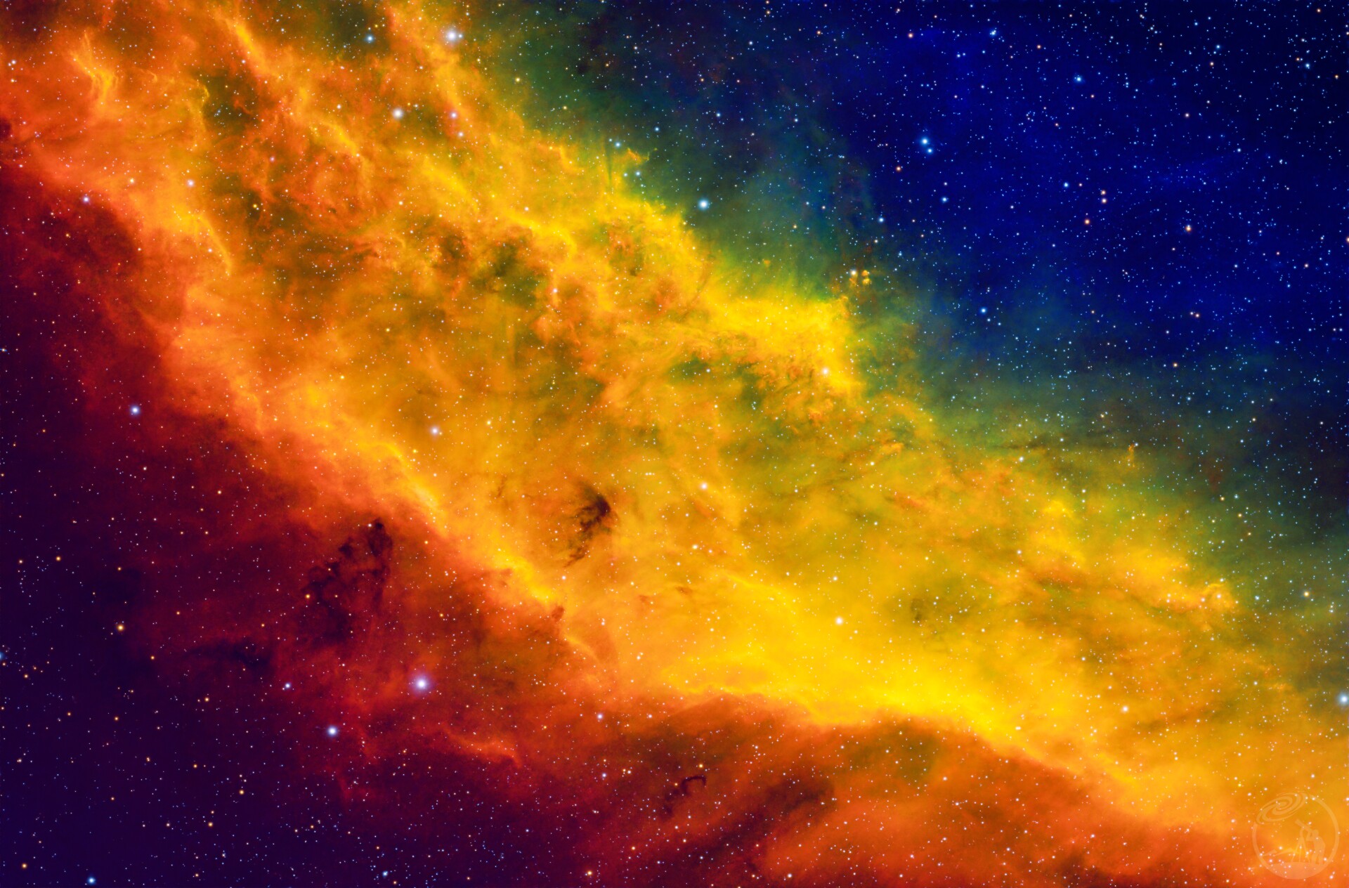 英仙座七彩祥云