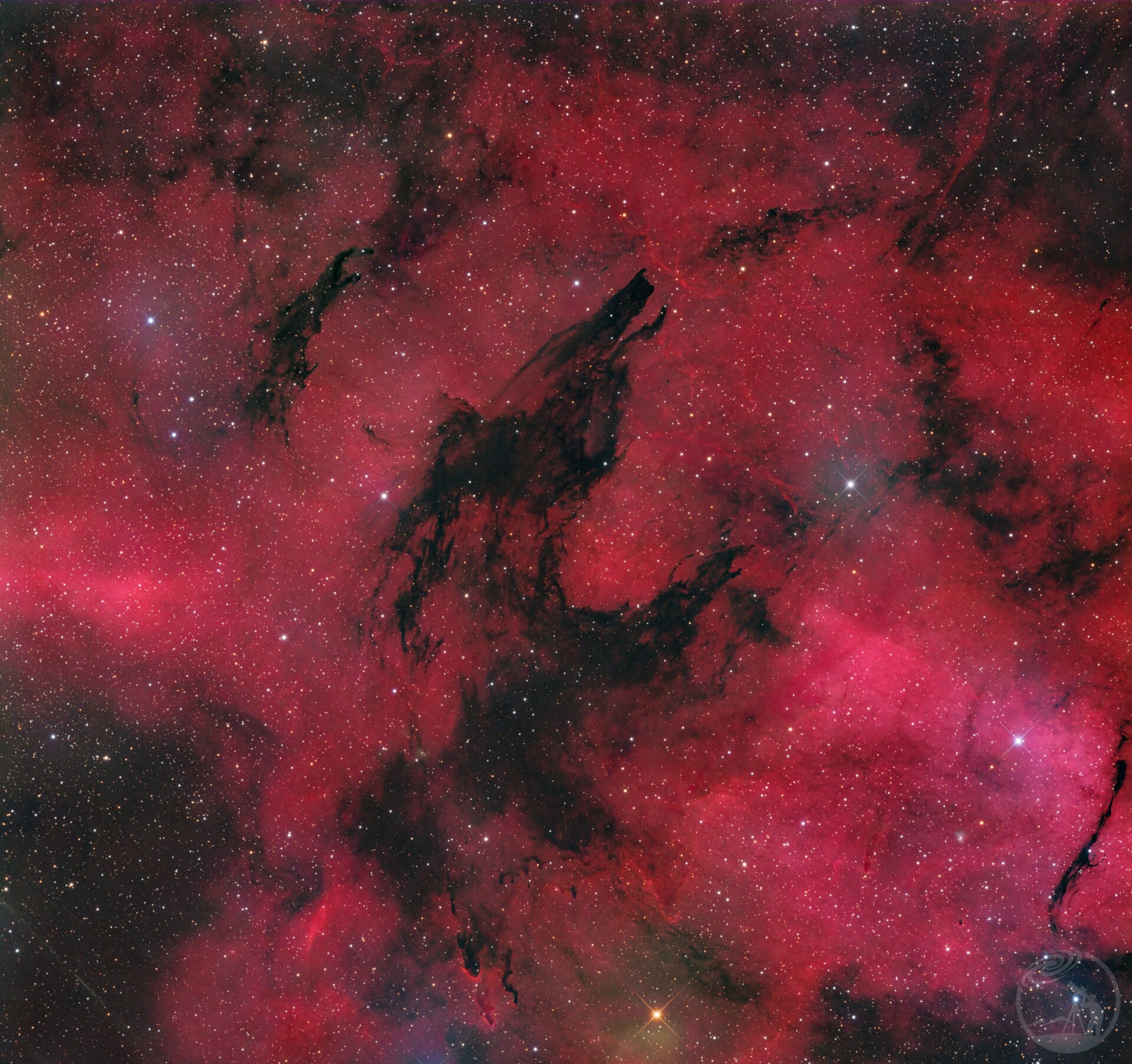 登巉岩，啸明月