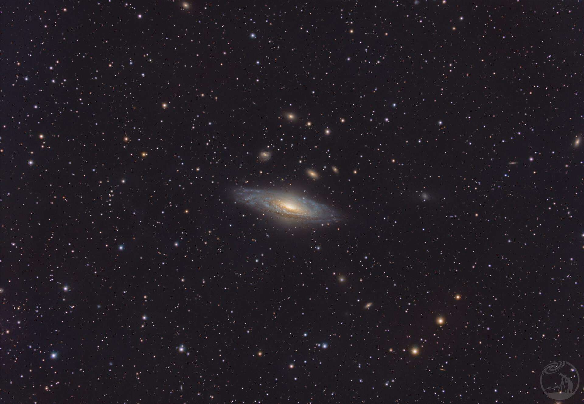 打野鹿舔星系群超新星爆发