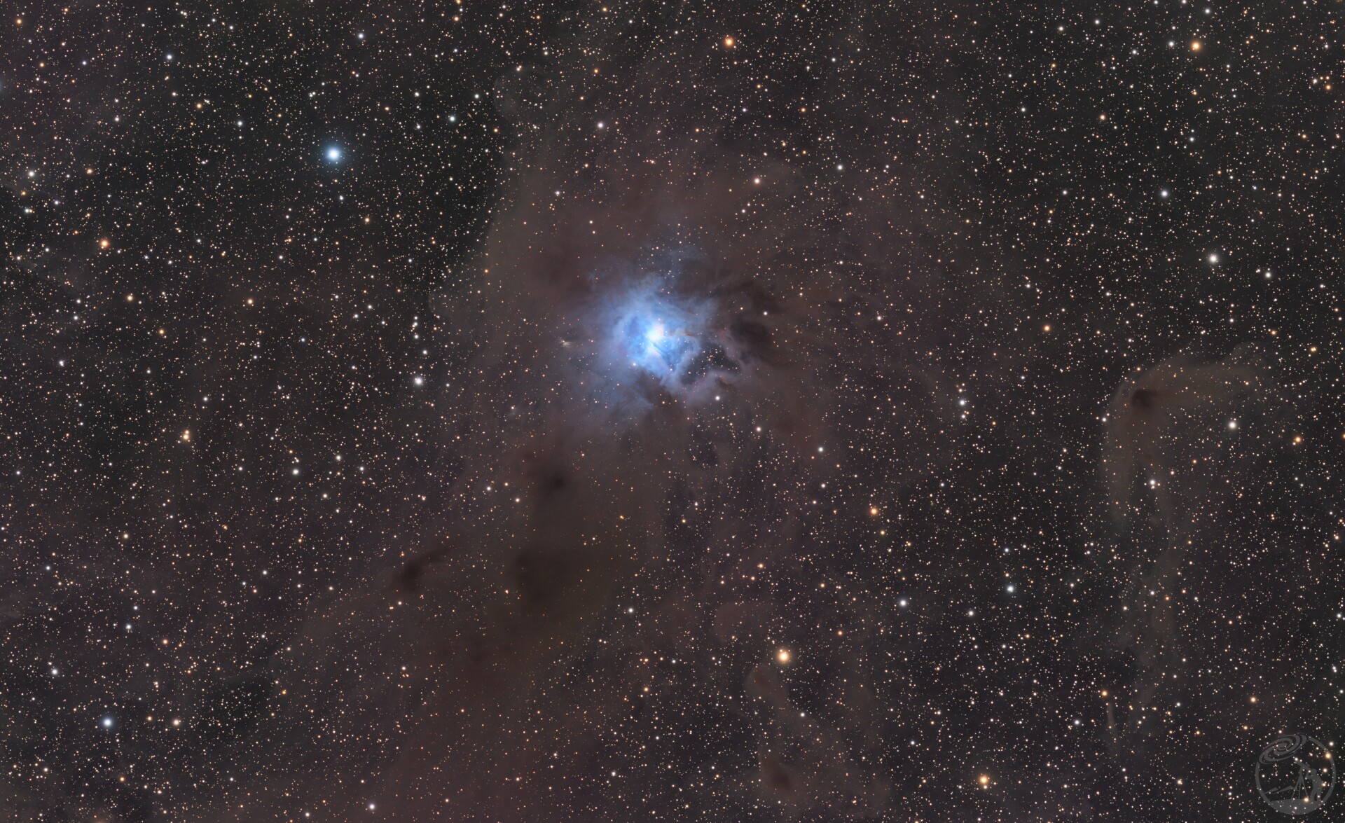 NGC7023鸢尾花星云