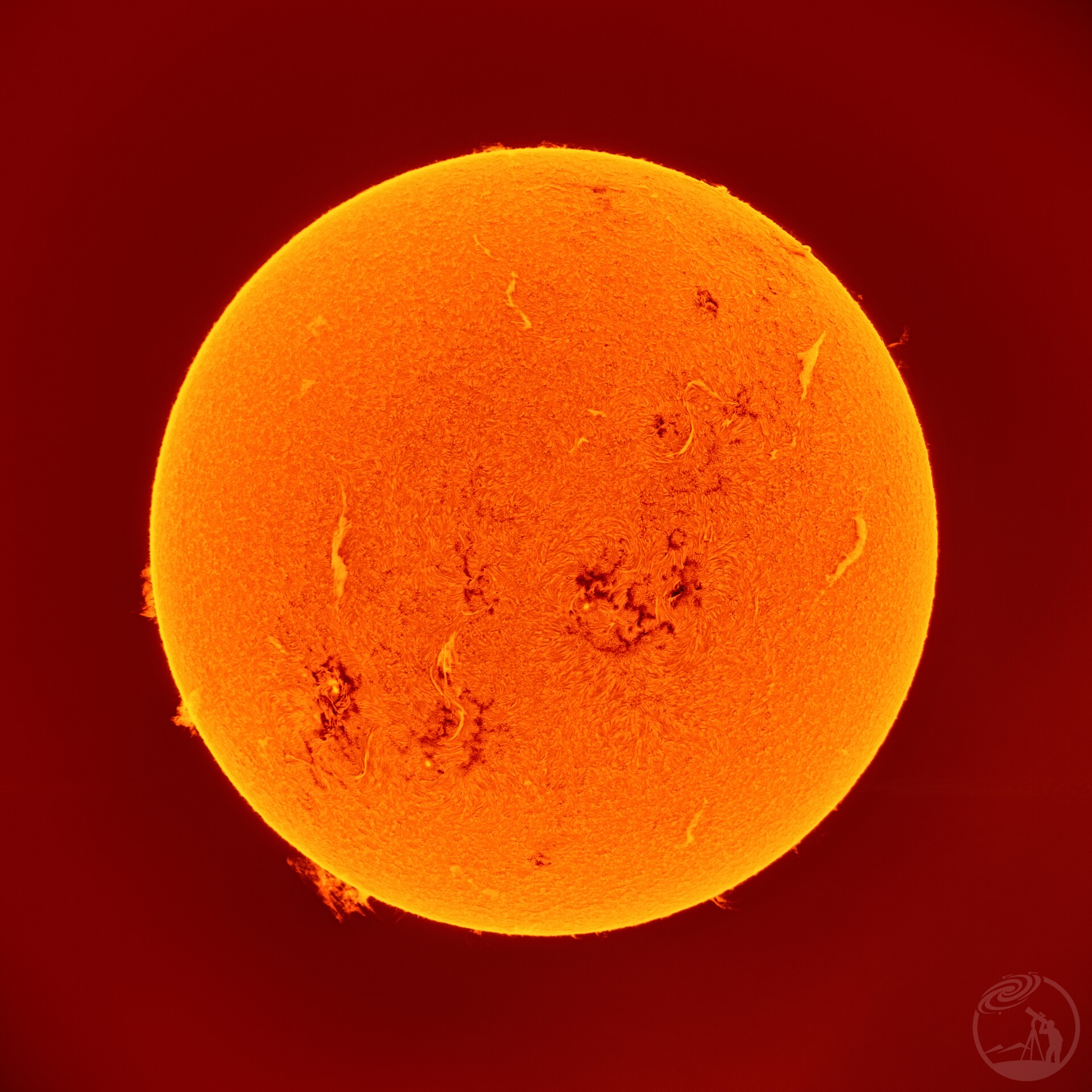 日珥-2025年11月12日