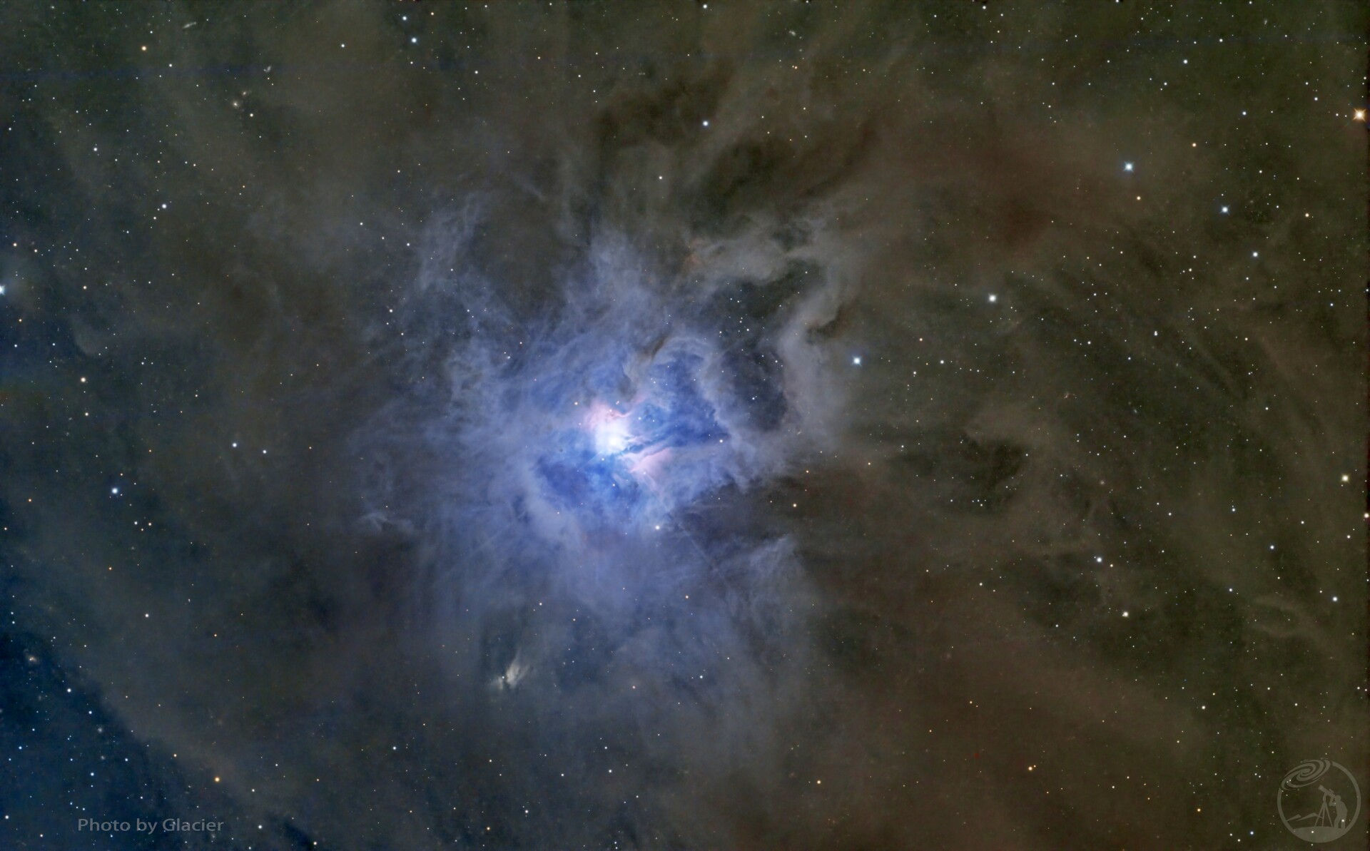 NGC7023. 鸢尾花星云