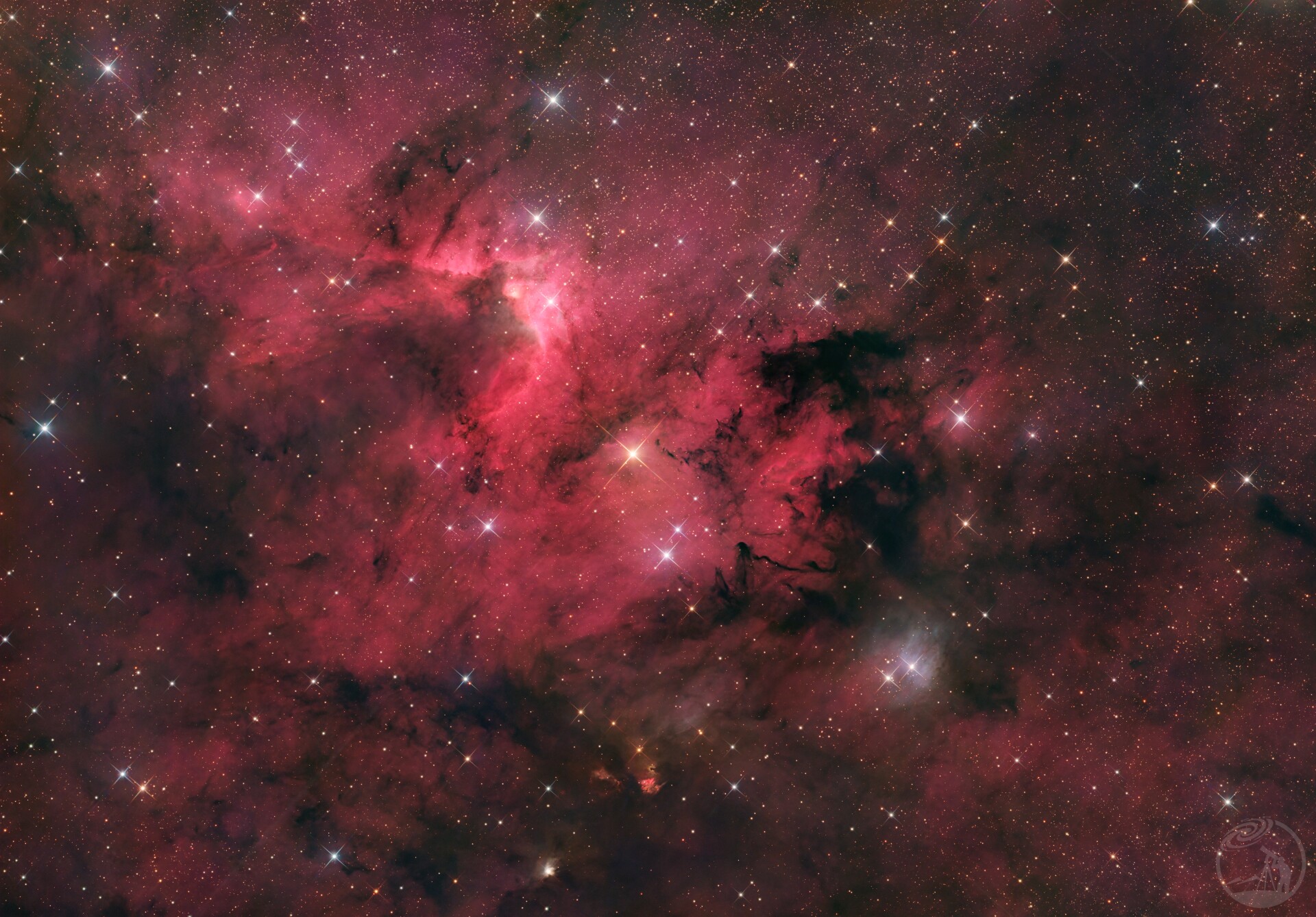 SH2-155 洞穴星云