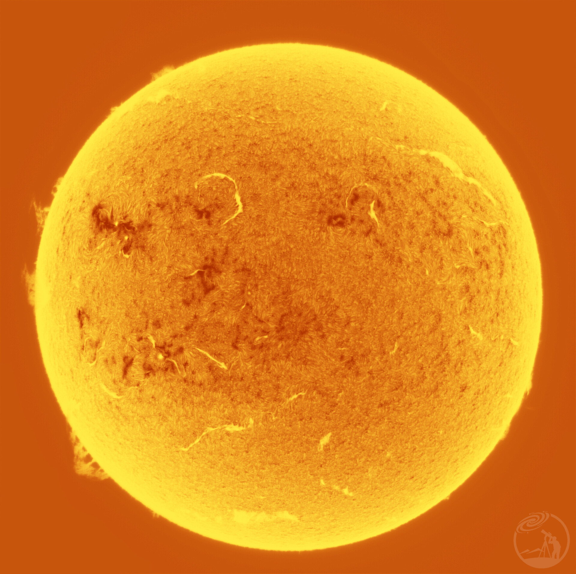 20251124acuter拍摄色球层