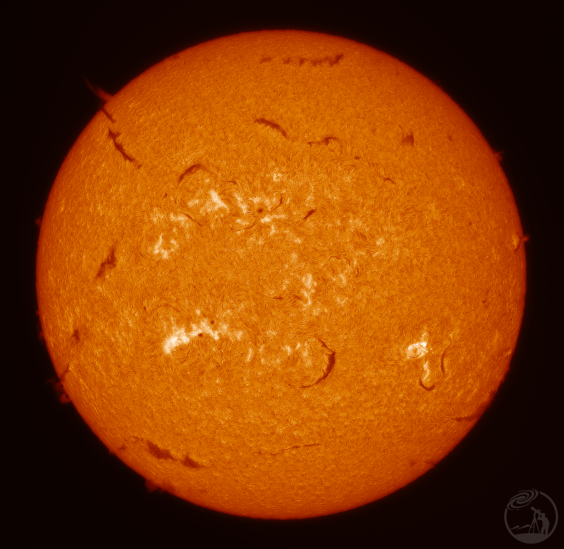 张牙舞爪的日面