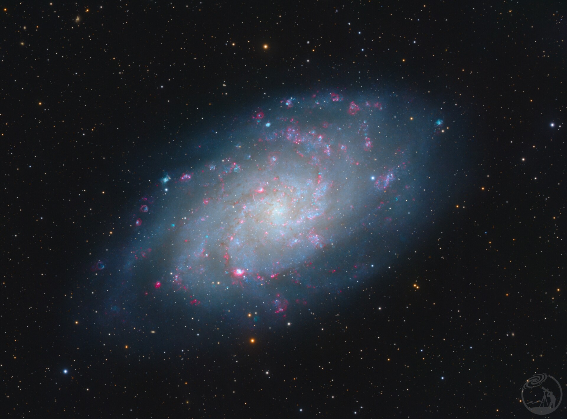 M33