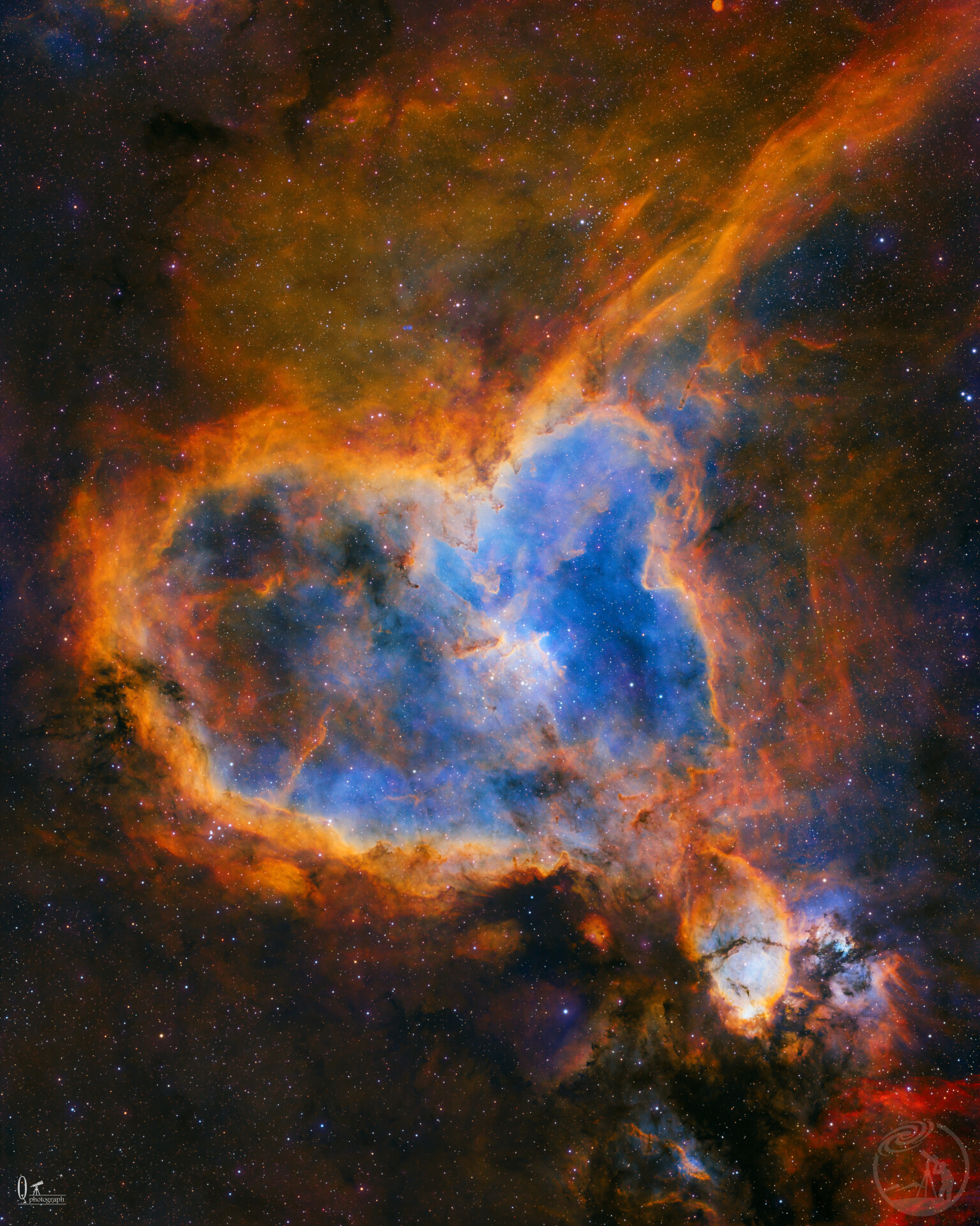 心脏星云2片马赛克