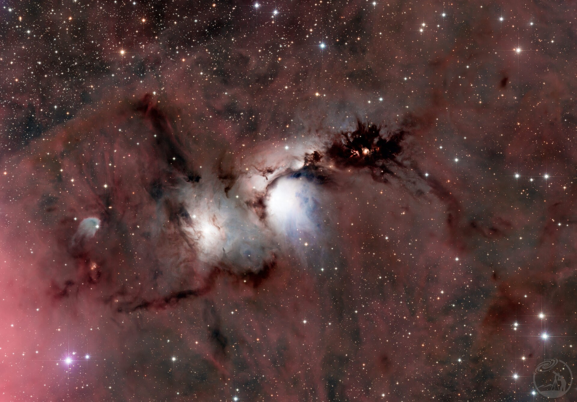 M78 翩若惊鸿，婉若游龙。