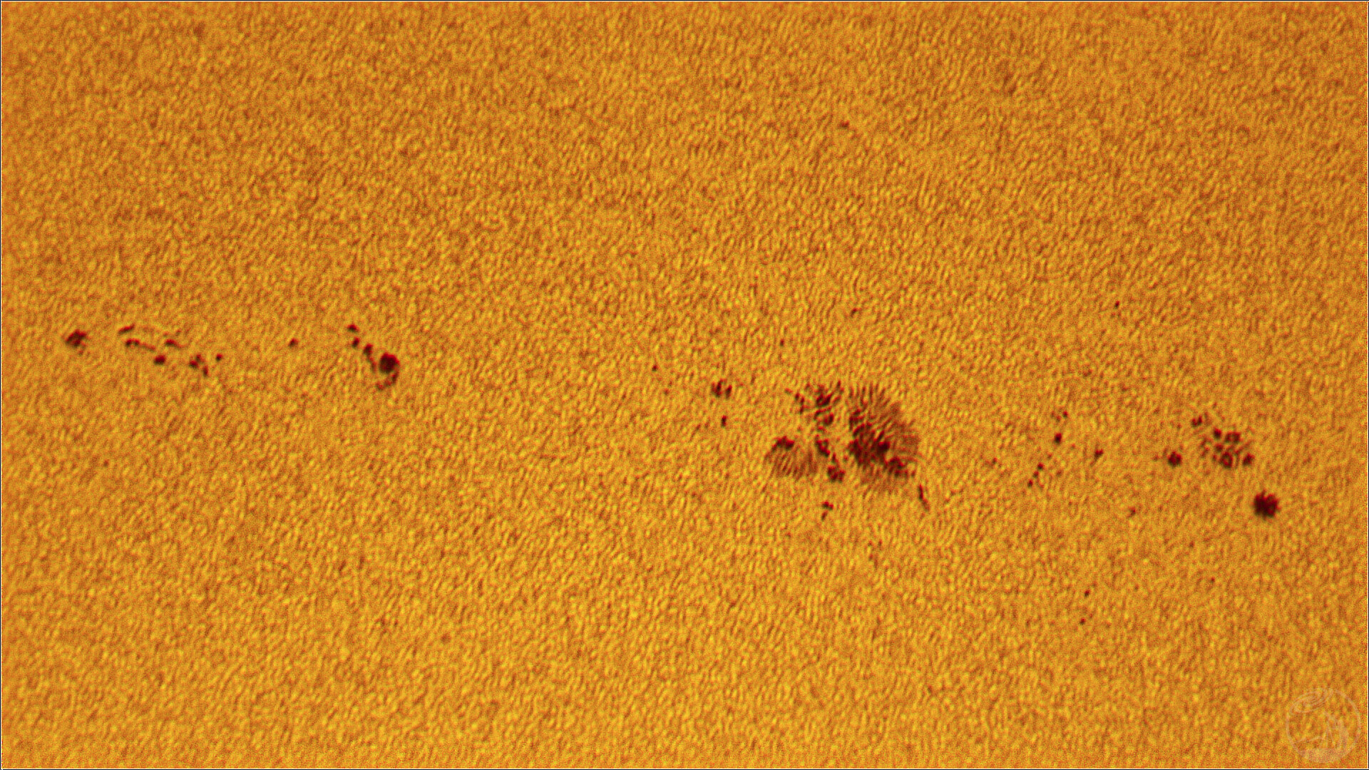 12.8  超大型太阳黑子群