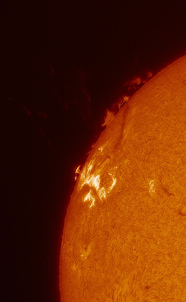 12.1 X1.95耀斑爆发动图