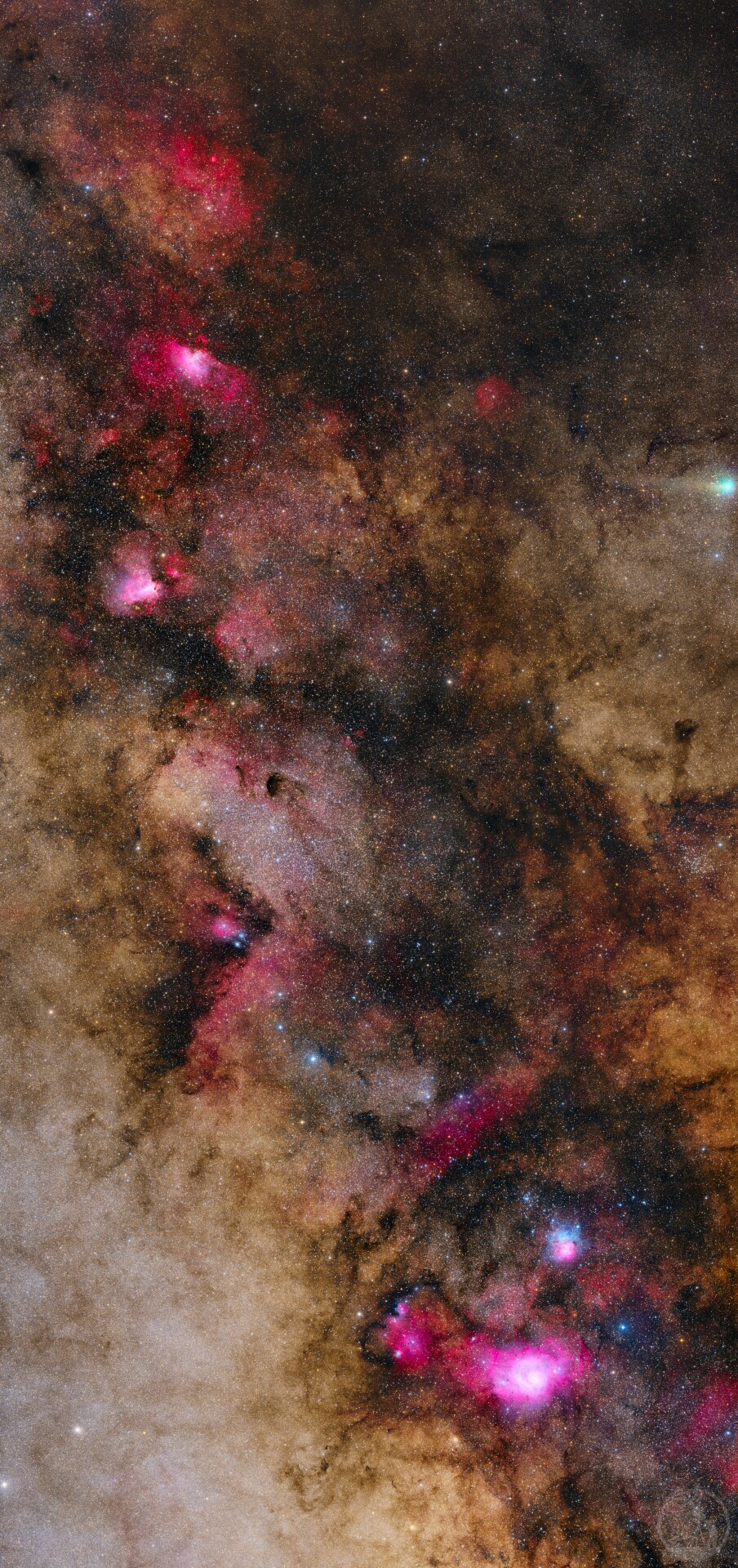 Comet C2025R2 & The Heart of Milky Way_RGBHO_VP_VA