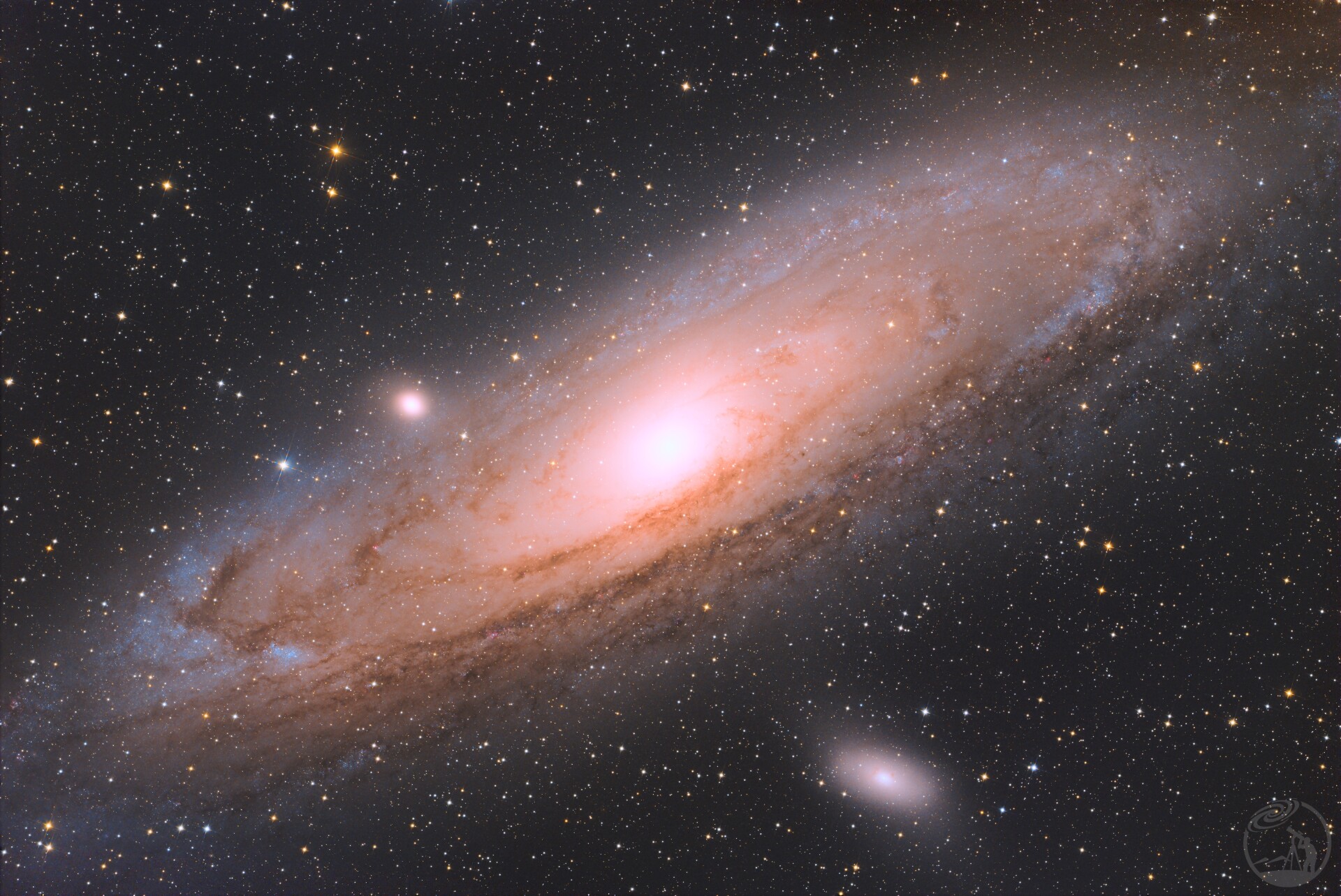 彩色相机仙女座星系