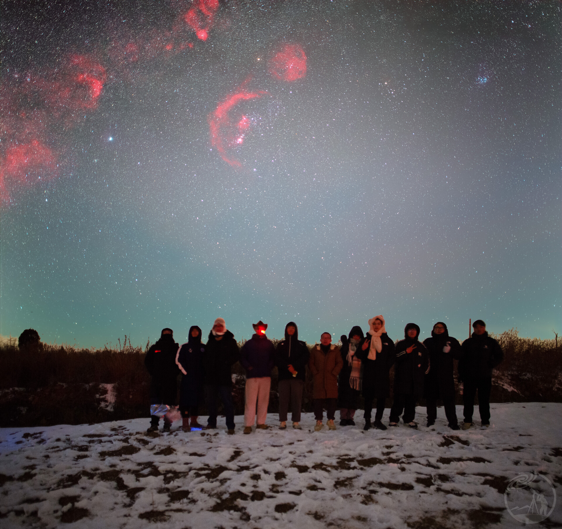 冬季银河下的雪