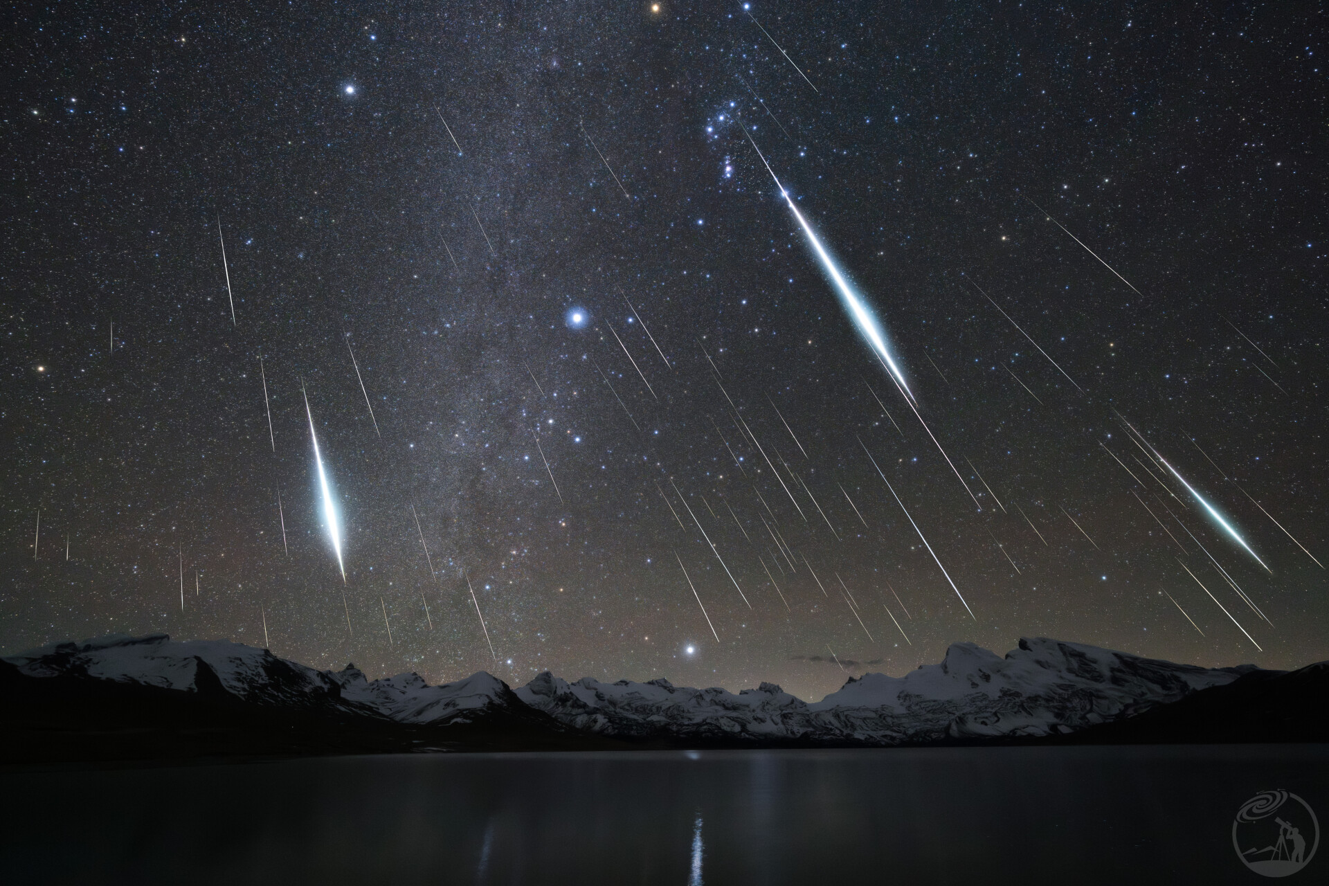 双子座流星雨落在冲巴雍错