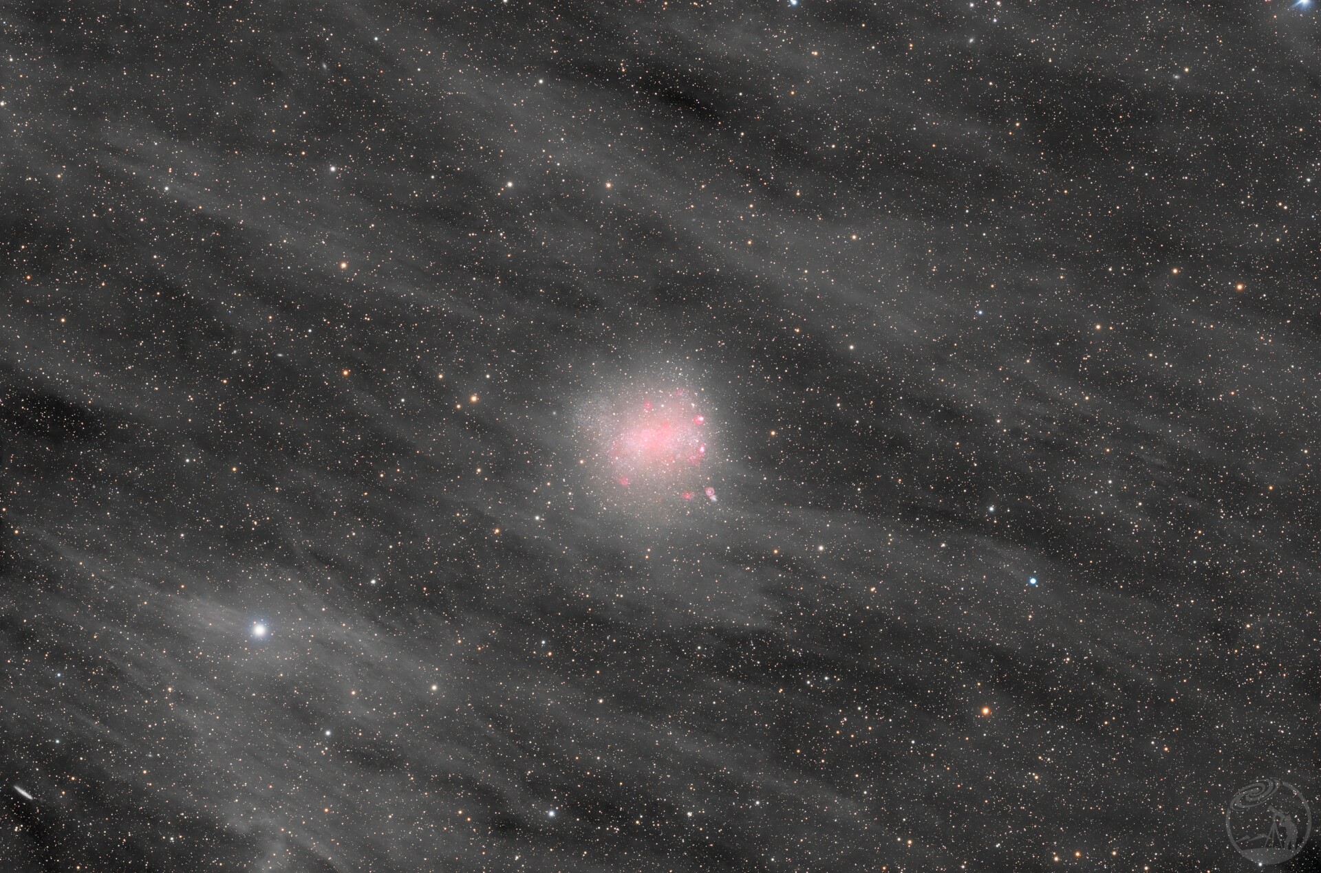 ngc6822巴纳德星系
