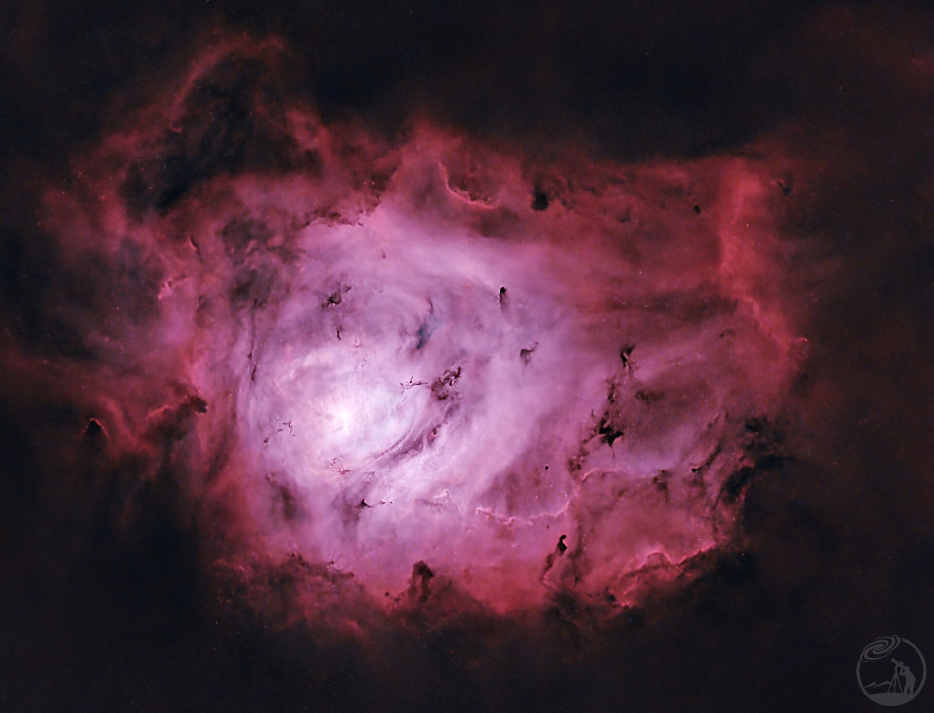 9级光害下的礁湖星云