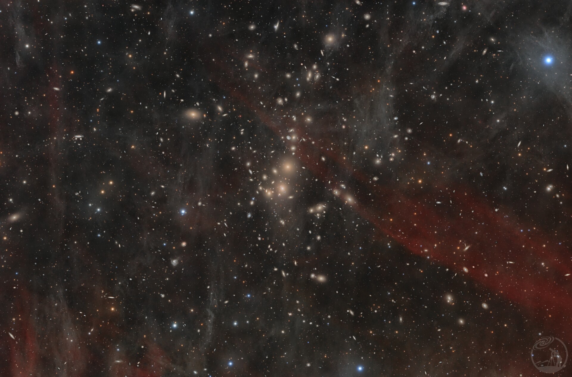 “挑战欧几里得” - Abell426英仙座星系团