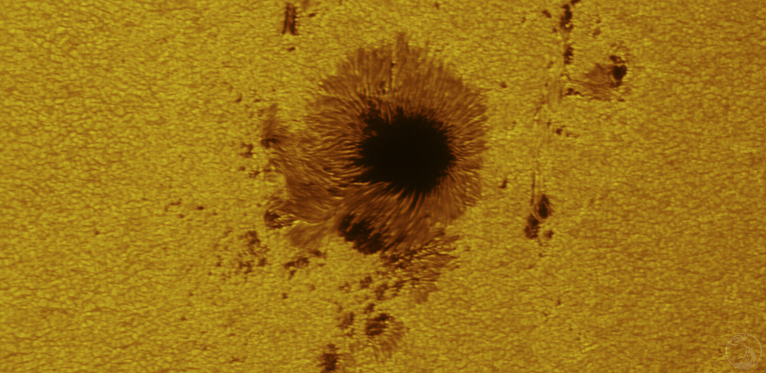 太阳黑子（AR3784)