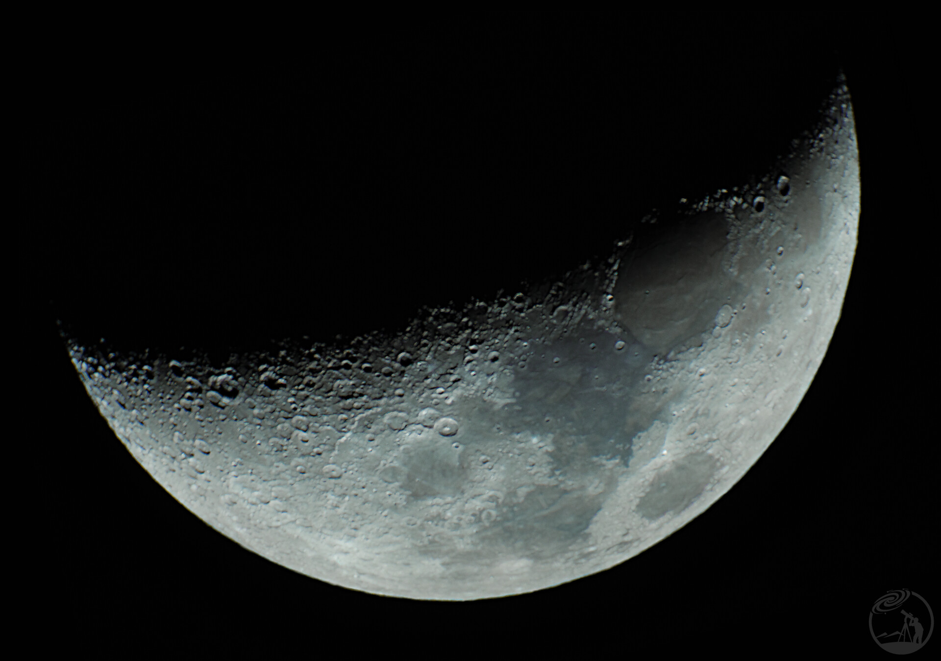 冬月初七：蛾眉月