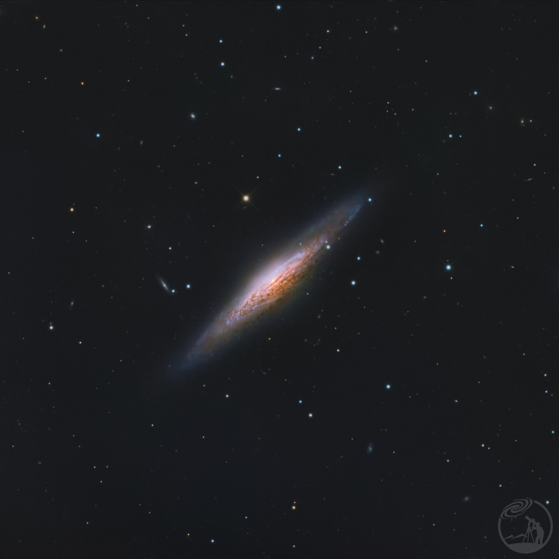 NGC2683 UFO星系