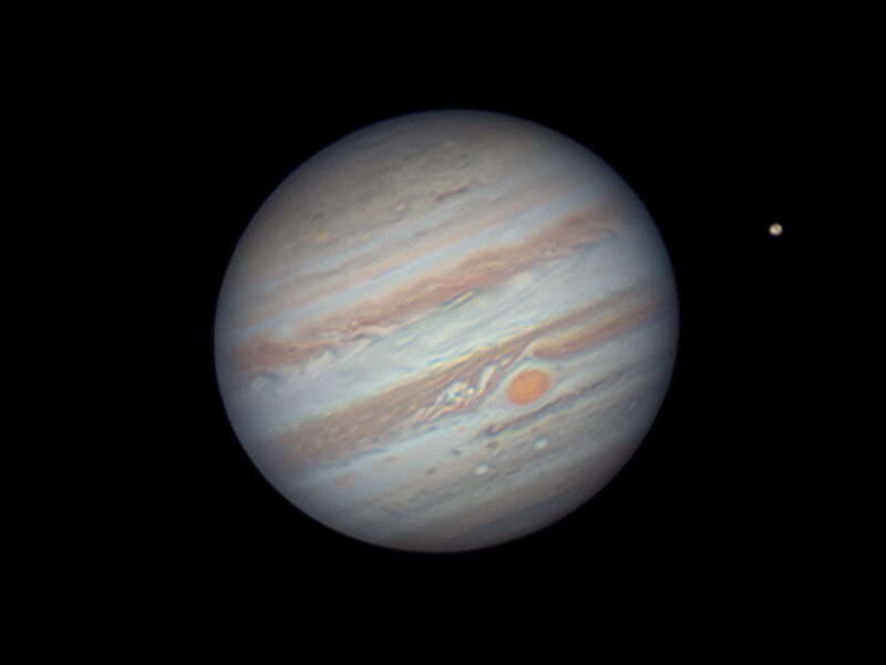 新年首拍木星大红斑