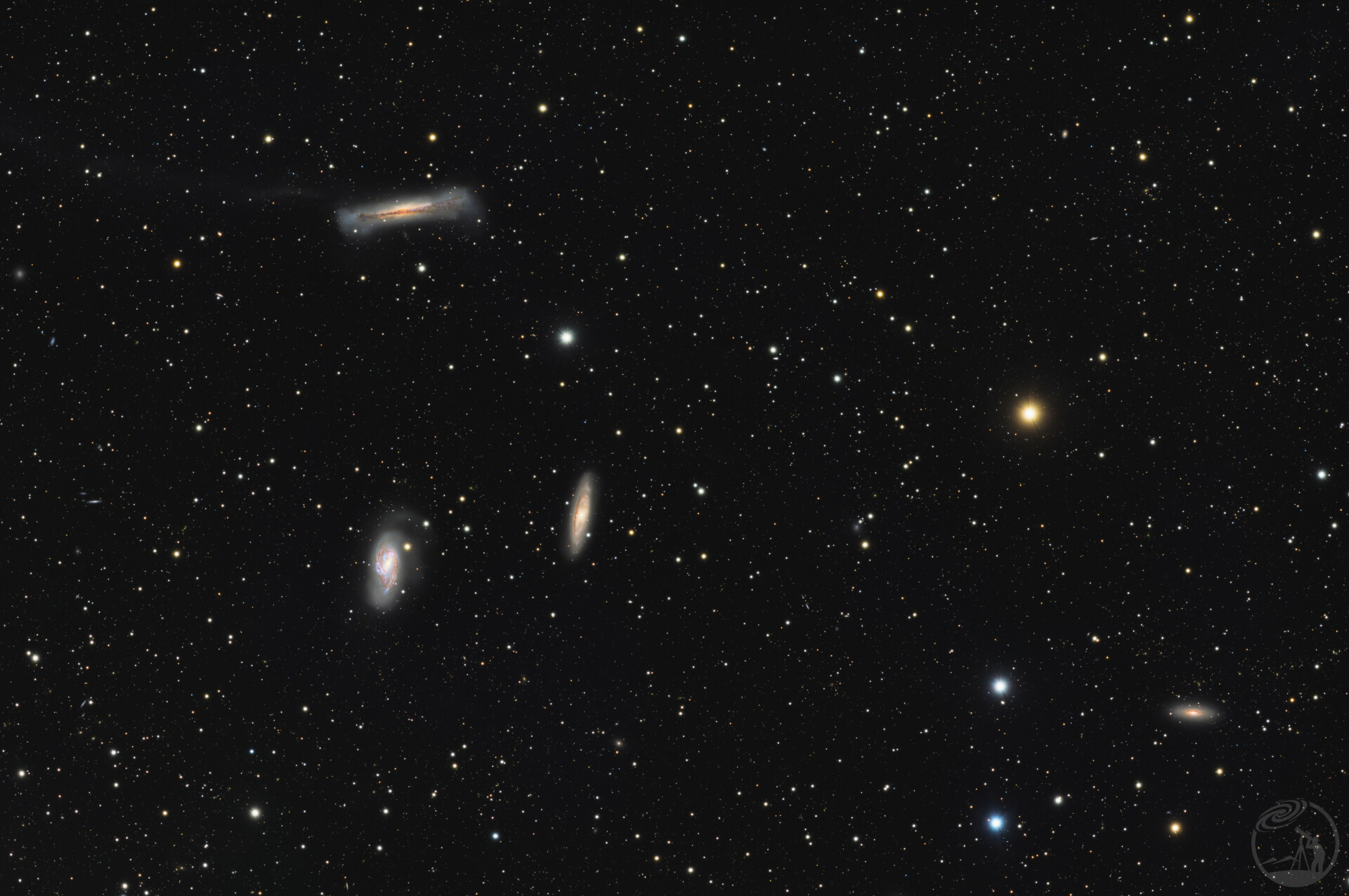狮子座三重星系 M65 M66 NGC3628
